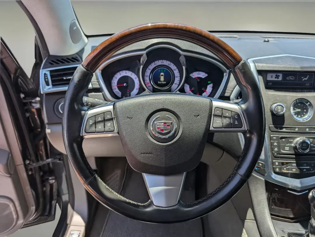 2012 /Titanium w/Ebony accents Cadillac SRX Luxury Collection (3GYFNDE30CS) with an Gas/Ethanol V6 3.6L/217 engine, 6-Speed Automatic w/Manual Shift transmission, located at 3959 U.S. 80 W, Phenix City, AL, 36870, (334) 297-4885, 32.469296, -85.135185 - 2012 Cadillac SRX Luxury Collection - Photo#16