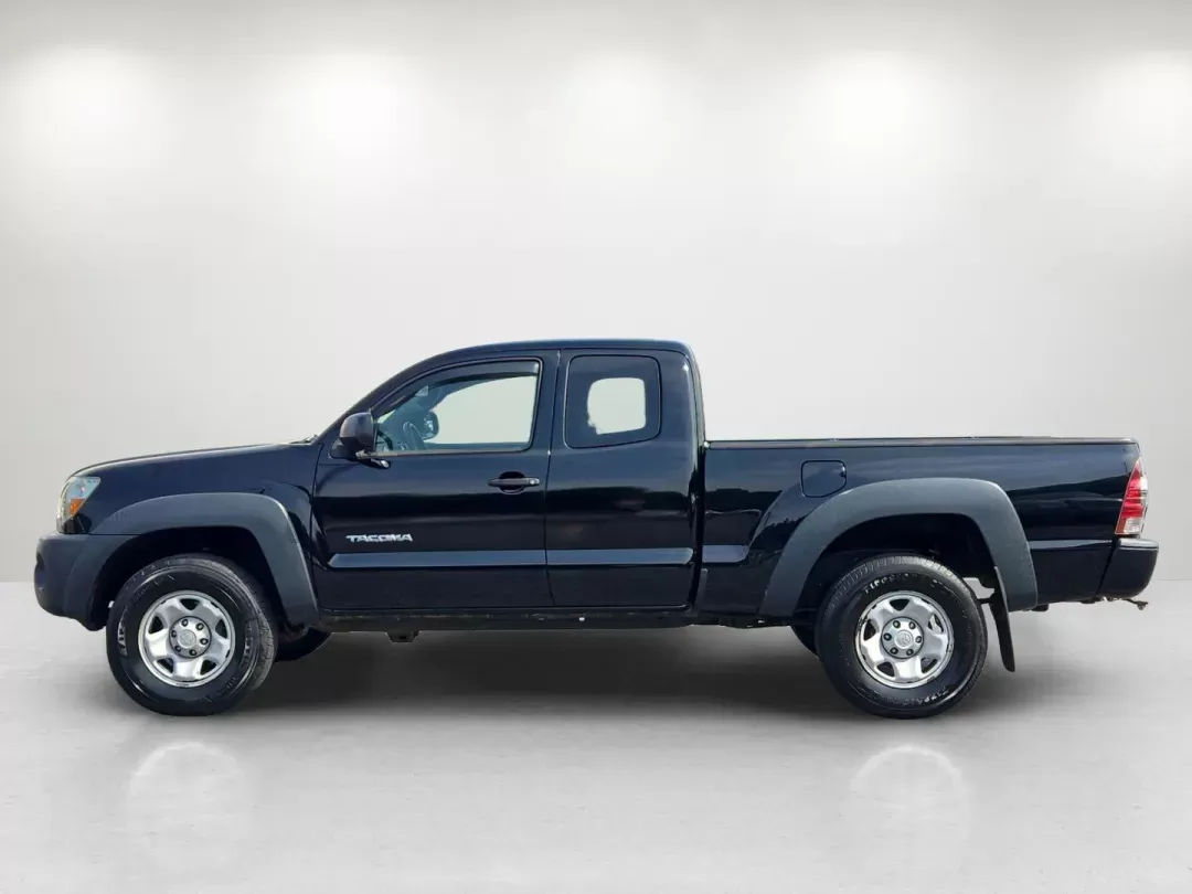 2011 Toyota Tacoma (5TFUX4EN8BX) with an Other engine, located at 521 Old Farm Lane Rd, Prattville, AL, 36066, (334) 325-1505, 32.482460, -86.416367 - **Explore the Great Outdoors with the 2011 Toyota Tacoma: Your Ultimate Adventure Companion!**<br /> <br /> Are you ready to take your adventures to new heights? Whether you're looking to haul gear for a weekend camping trip, navigate through the rugged backroads, or simply need a reliable truck for - Photo#7