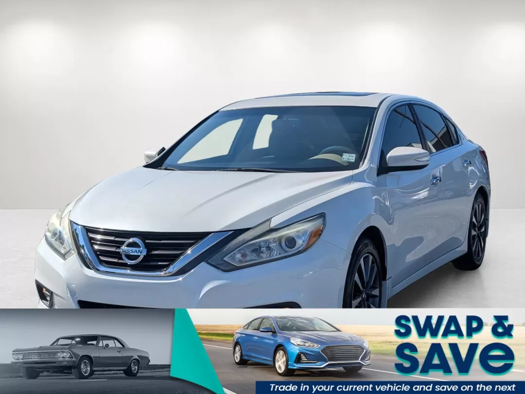 photo of 2016 Nissan Altima 2.5 SV