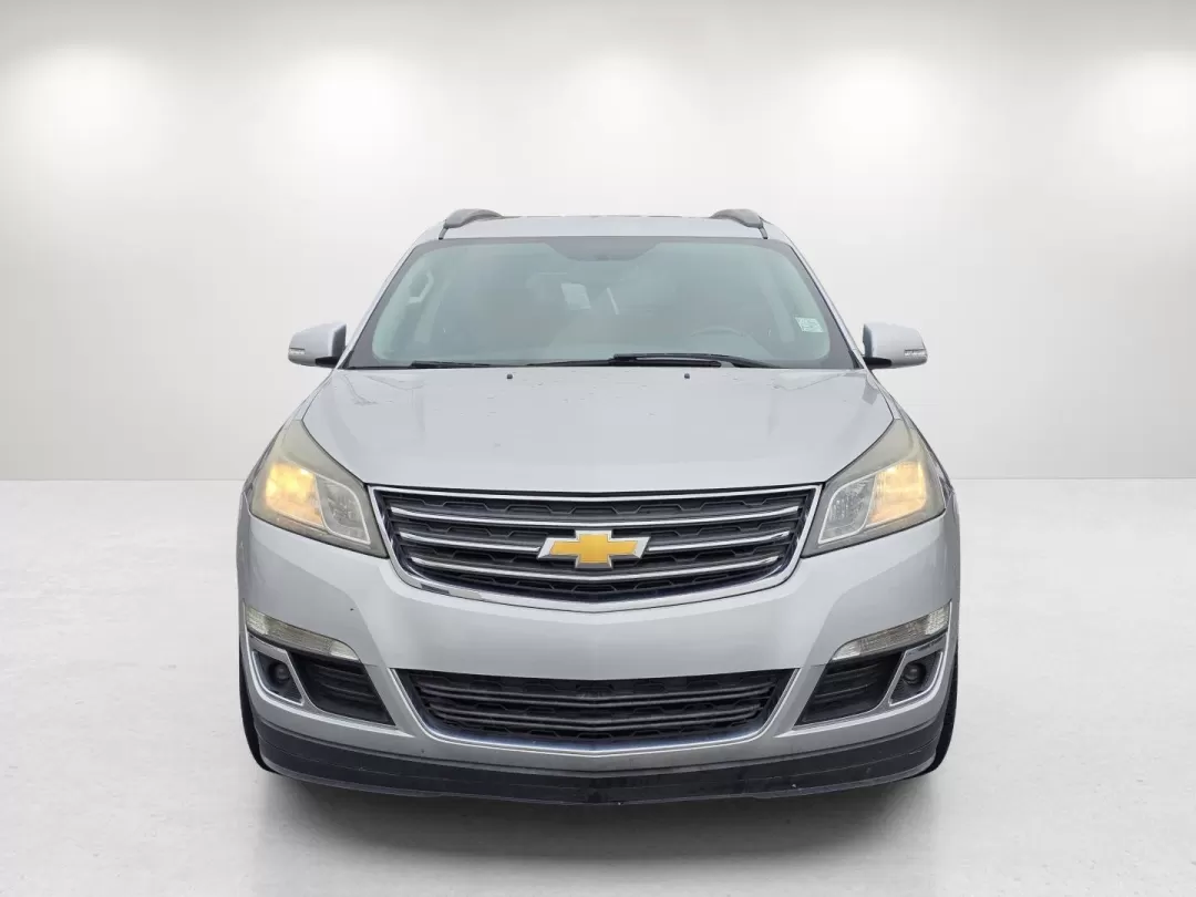 2015 /Ebony Chevrolet Traverse LT (1GNKRGKD9FJ) with an Other engine, located at 1430 Gateway Drive, Opelika, AL, 36801, (334) 239-0944, 32.637871, -85.409790 - Are you ready to elevate your family adventures or weekend getaways? Look no further! Gils Auto in Phenix City, AL, is thrilled to present a fantastic opportunity for you to own a 2015 Chevrolet Traverse LT. This SUV is the ideal choice for growing families or those who need space for friends, pets, - Photo#1