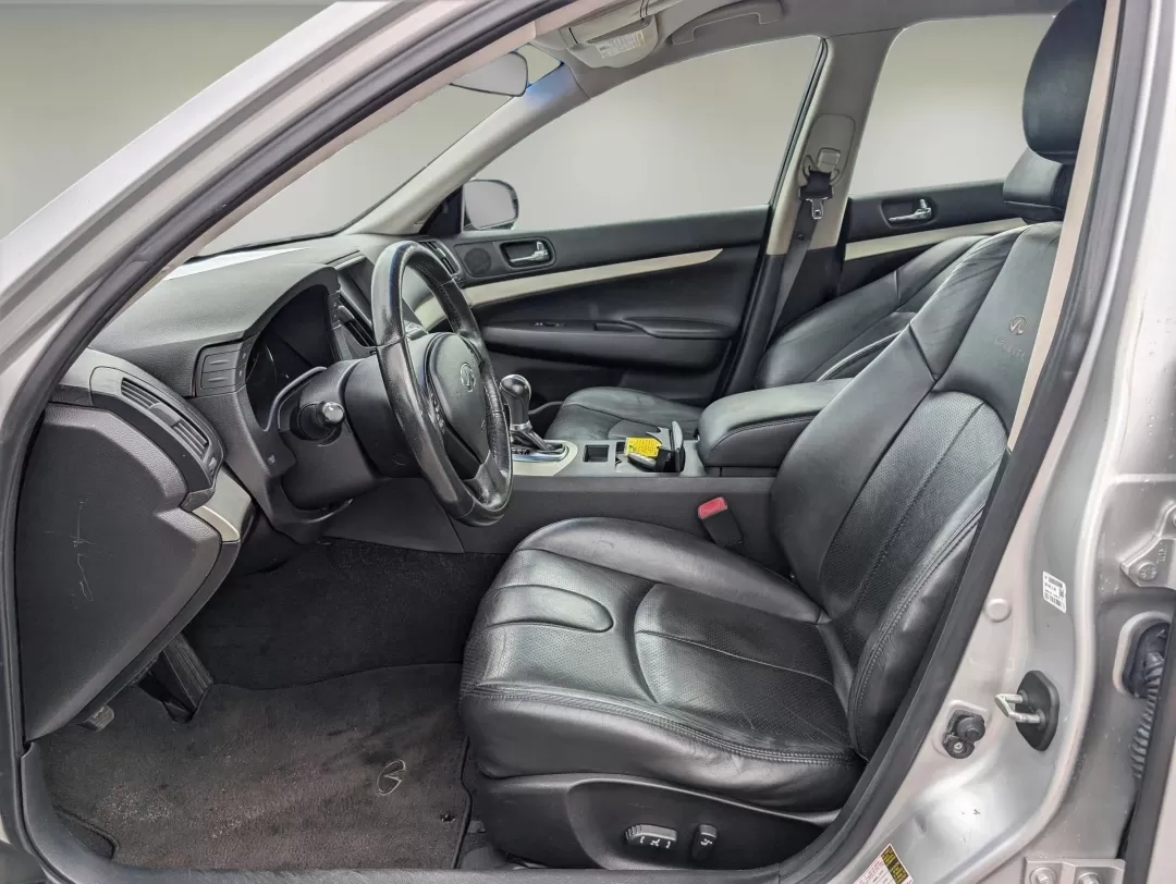 2008 Infiniti G35 Sedan Journey (JNKBV61E38M) with an Other engine, located at 3959 U.S. 80 W, Phenix City, AL, 36870, (334) 297-4885, 32.469296, -85.135185 - **Experience Luxury and Performance with the 2008 Infiniti G35 Sedan in Phenix City, AL!**<br /> <br /> Are you ready to elevate your daily commute or weekend adventures? The 2008 Infiniti G35 Sedan is the perfect blend of luxury and performance, making it an ideal choice for those who value comfort - Photo#9