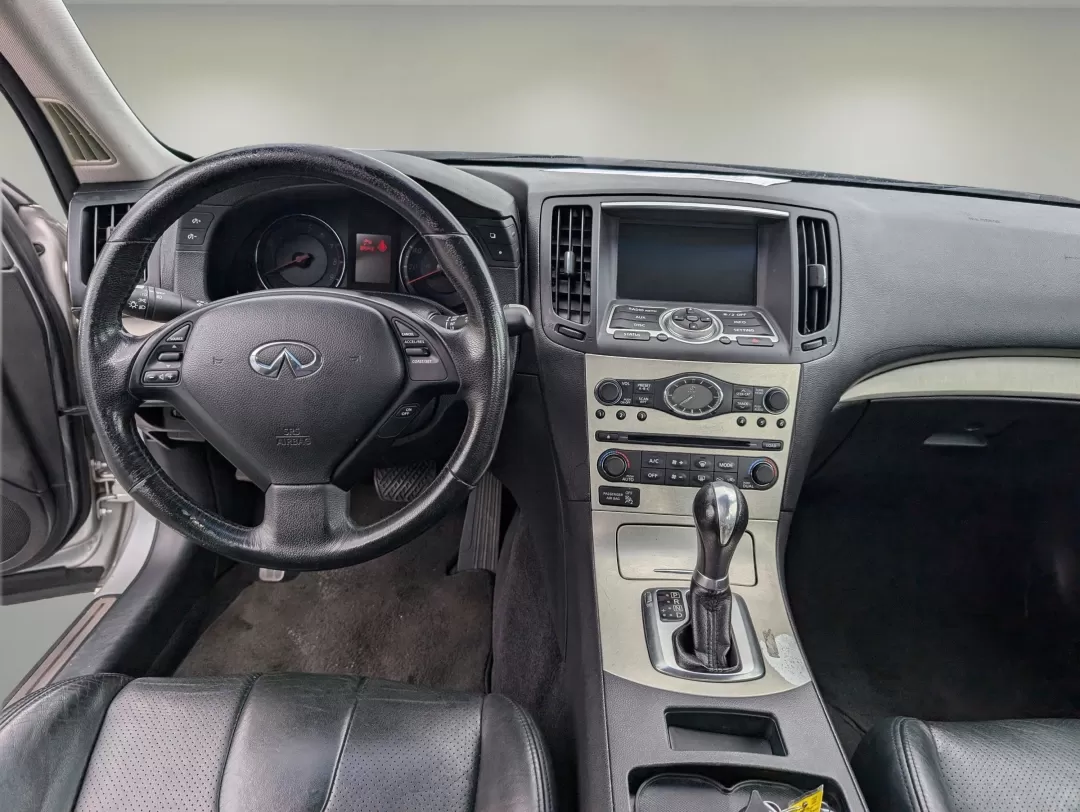 2008 Infiniti G35 Sedan Journey (JNKBV61E38M) with an Other engine, located at 1430 Gateway Drive, Opelika, AL, 36801, (334) 239-0944, 32.637871, -85.409790 - **Experience Luxury and Performance with the 2008 Infiniti G35 Sedan in Phenix City, AL!**<br /> <br /> Are you ready to elevate your daily commute or weekend adventures? The 2008 Infiniti G35 Sedan is the perfect blend of luxury and performance, making it an ideal choice for those who value comfort - Photo#11