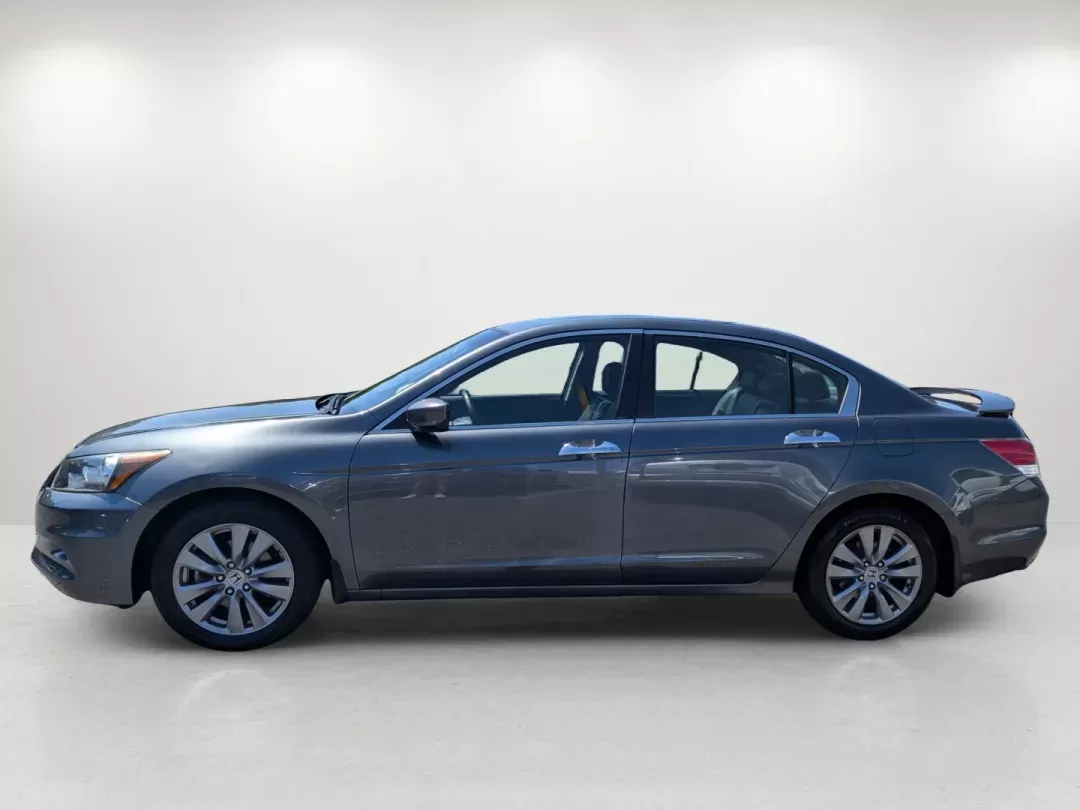 2011 Honda Accord Sdn EX-L (1HGCP3F83BA) with an Gas V6 3.5L/212 engine, 5-Speed Automatic transmission, located at 1430 Gateway Drive, Opelika, AL, 36801, (334) 239-0944, 32.637871, -85.409790 - 2011 Honda Accord Sdn EX-L - Photo#8