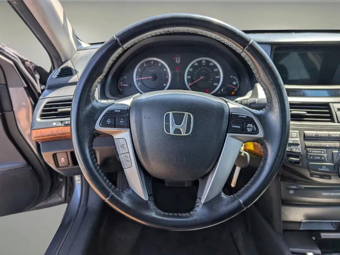 2011 Honda Accord Sdn EX-L (1HGCP3F83BA) with an Gas V6 3.5L/212 engine, 5-Speed Automatic transmission, located at 1430 Gateway Drive, Opelika, AL, 36801, (334) 239-0944, 32.637871, -85.409790 - 2011 Honda Accord Sdn EX-L - Photo#16