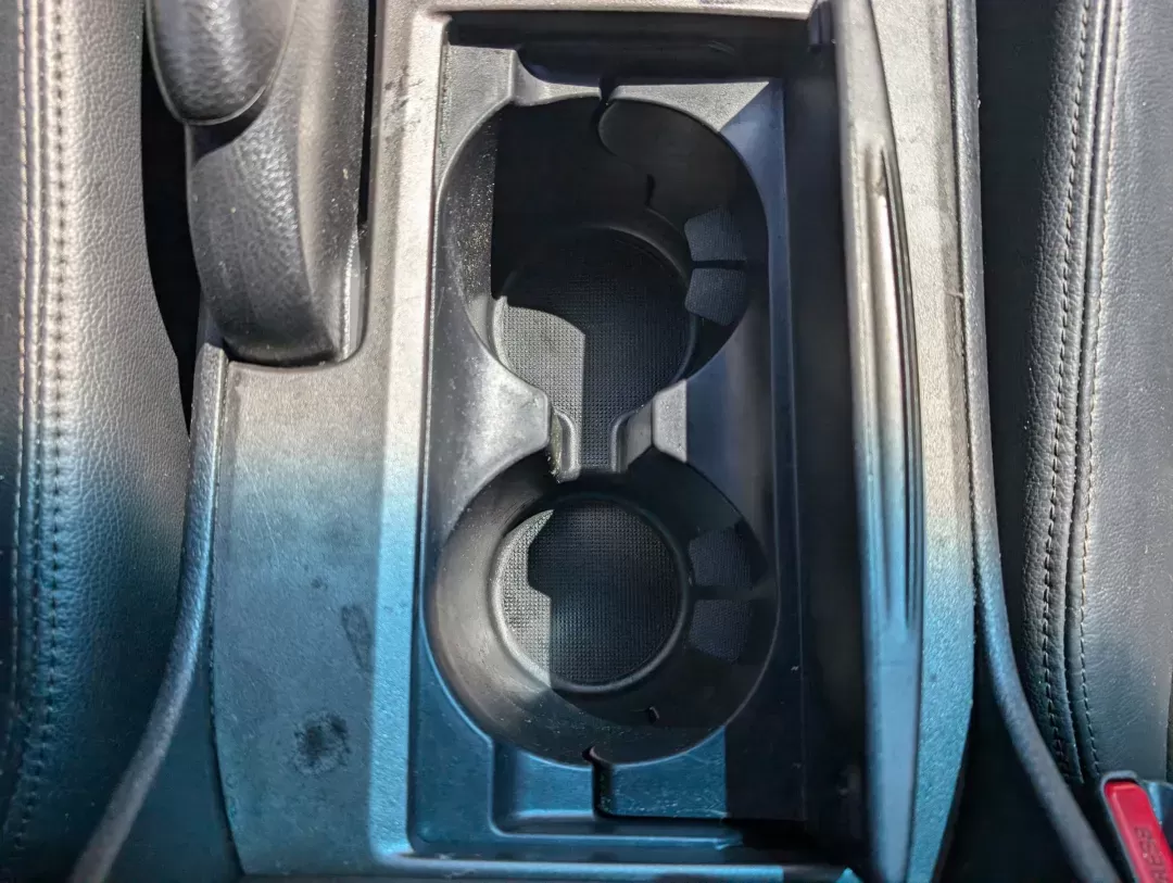 2011 Honda Accord Sdn EX-L (1HGCP3F83BA) with an Gas V6 3.5L/212 engine, 5-Speed Automatic transmission, located at 7000 Northlake Connector, Columbus, GA, 31904, (706) 987-8085, 32.524975, -84.978134 - 2011 Honda Accord Sdn EX-L - Photo#13