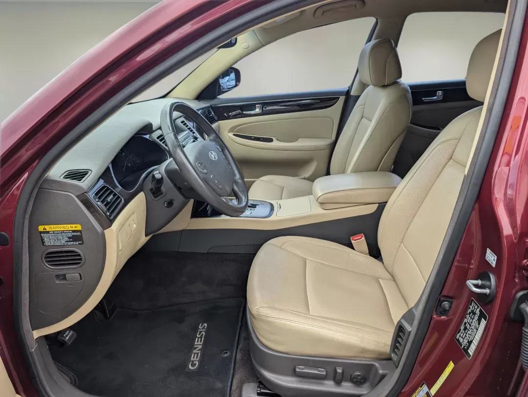 2011 /Cashmere Hyundai Genesis (KMHGC4DE2BU) with an Other engine, located at 7000 Northlake Connector, Columbus, GA, 31904, (706) 987-8085, 32.524975, -84.978134 - ### Elevate Your Driving Experience with This 2011 Hyundai Genesis!<br /> <br /> Looking for a vehicle that combines luxury, comfort, and reliability? This stunning 2011 Hyundai Genesis is ideal for anyone-whether you're a growing family seeking a spacious sedan, a commuter wanting to upgrade your d - Photo#9