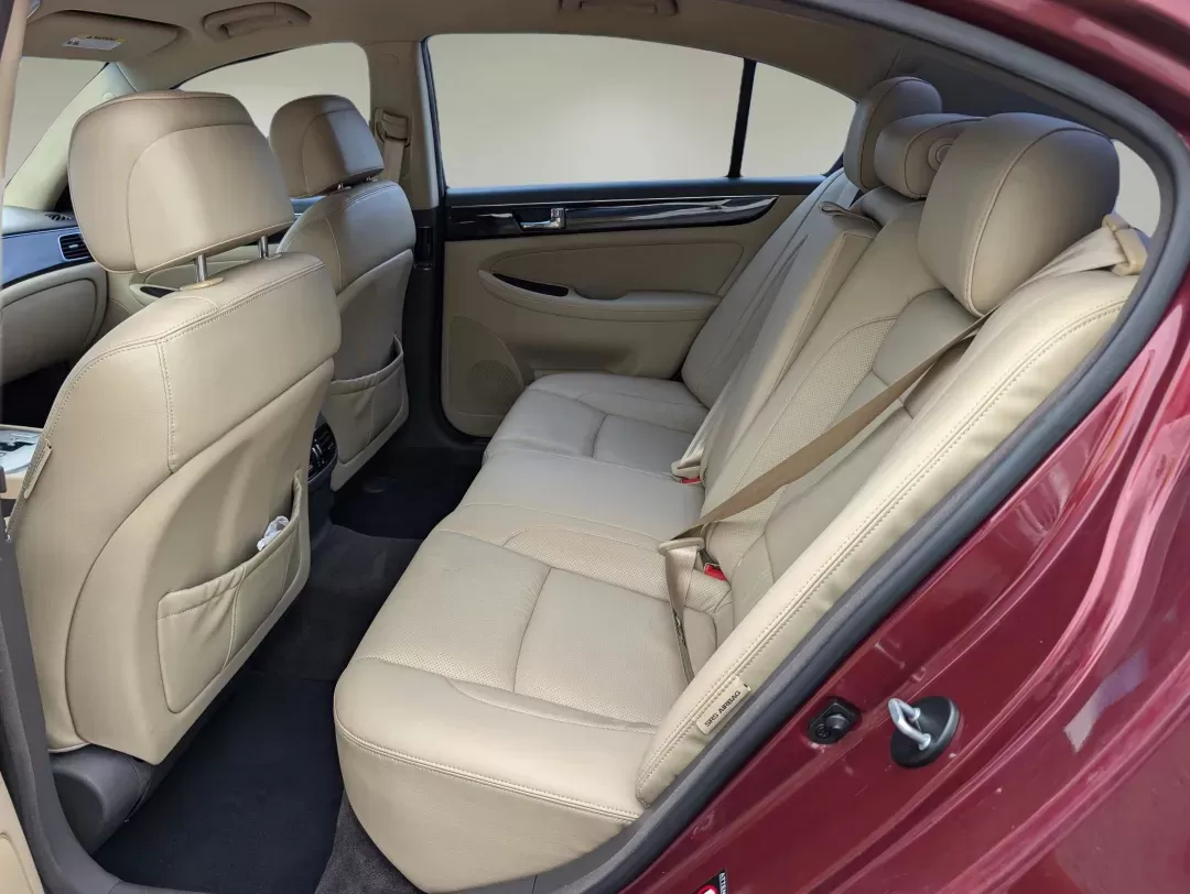 2011 /Cashmere Hyundai Genesis (KMHGC4DE2BU) with an Other engine, located at 7000 Northlake Connector, Columbus, GA, 31904, (706) 987-8085, 32.524975, -84.978134 - ### Elevate Your Driving Experience with This 2011 Hyundai Genesis!<br /> <br /> Looking for a vehicle that combines luxury, comfort, and reliability? This stunning 2011 Hyundai Genesis is ideal for anyone-whether you're a growing family seeking a spacious sedan, a commuter wanting to upgrade your d - Photo#10