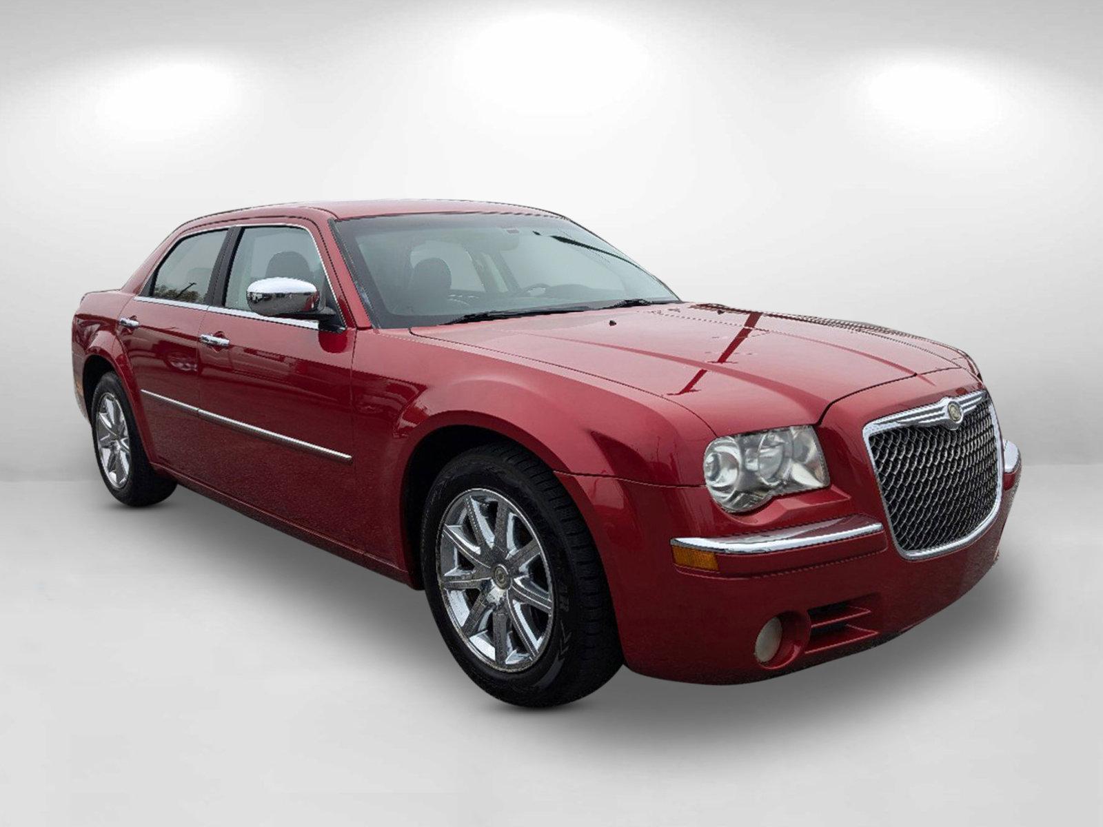 2009 /Dark slate gray Chrysler 300 Limited (2C3KA33V29H) with an Gas V6 3.5L/214 engine, 4-Speed Automatic transmission, located at 3959 U.S. 80 W, Phenix City, AL, 36870, (334) 297-4885, 32.469296, -85.135185 - 2009 Chrysler 300 Limited - Photo#2