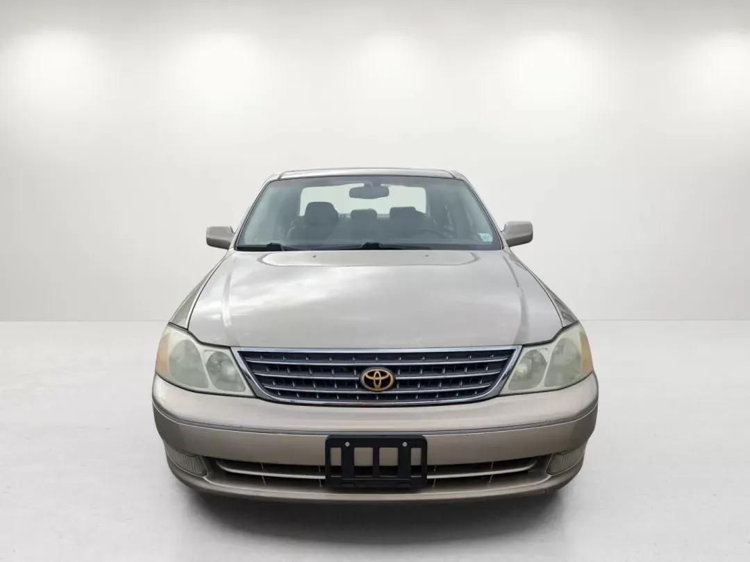 2004 Toyota Avalon XLS (4T1BF28B44U) with an Gas V6 3.0L/183 engine, 4-Speed Automatic w/OD transmission, located at 521 Old Farm Lane Rd, Prattville, AL, 36066, (334) 325-1505, 32.482460, -86.416367 - 2004 Toyota Avalon XLS - Photo#1