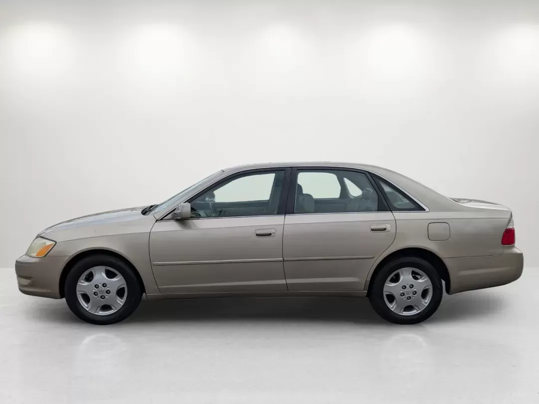 2004 Toyota Avalon XLS (4T1BF28B44U) with an Gas V6 3.0L/183 engine, 4-Speed Automatic w/OD transmission, located at 521 Old Farm Lane Rd, Prattville, AL, 36066, (334) 325-1505, 32.482460, -86.416367 - 2004 Toyota Avalon XLS - Photo#7