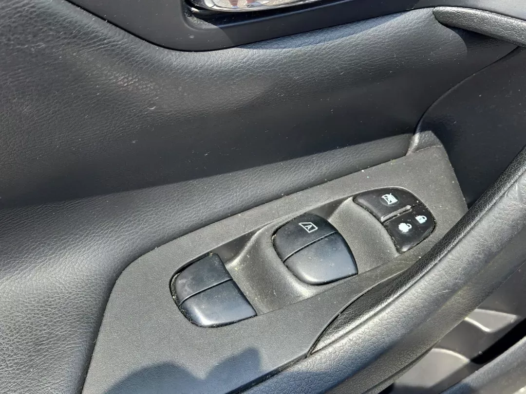 2016 Nissan Altima 2.5 (1N4AL3AP5GN) with an Other engine, located at 5115 14th Ave., Columbus, GA, 31904, (706) 323-0345, 32.511494, -84.971046 - ### Discover Your Next Adventure with the 2016 Nissan Altima at Gils Auto - Columbus!<br /> <br /> Are you searching for a reliable and stylish sedan that fits your family's lifestyle or enhances your daily commute? Look no further! The 2016 Nissan Altima is perfect for anyone who values comfort, te - Photo#10