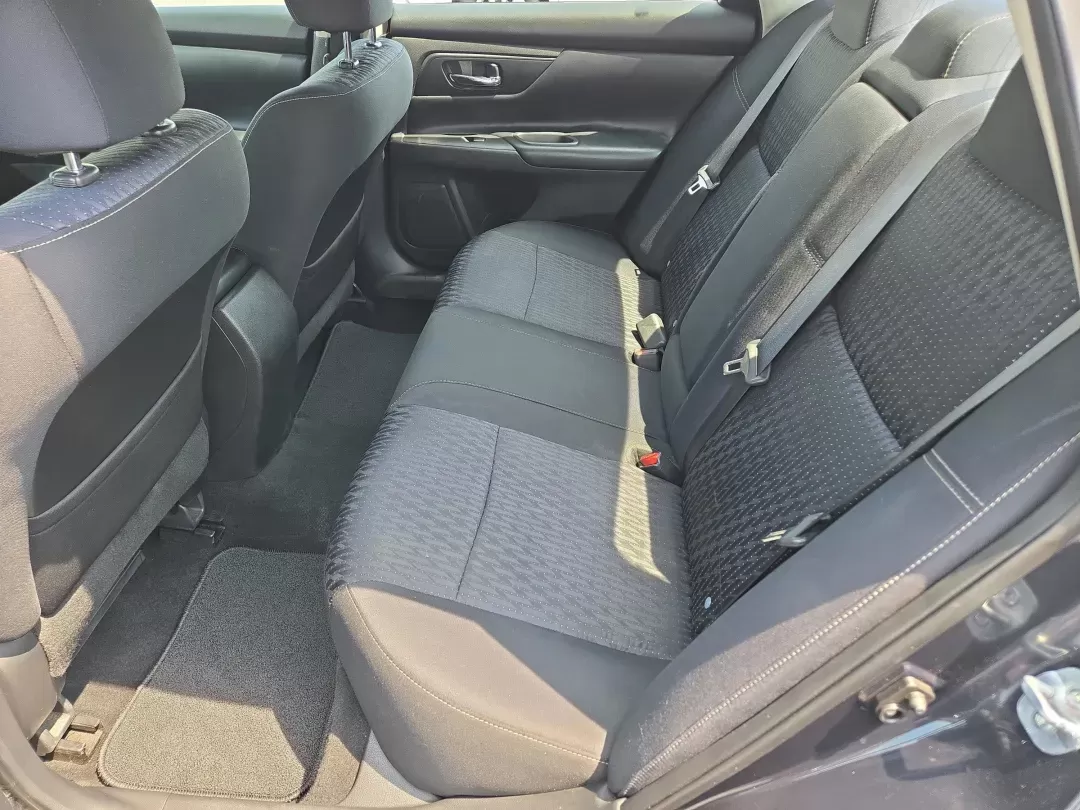 2016 Nissan Altima 2.5 (1N4AL3AP5GN) with an Other engine, located at 5115 14th Ave., Columbus, GA, 31904, (706) 323-0345, 32.511494, -84.971046 - ### Discover Your Next Adventure with the 2016 Nissan Altima at Gils Auto - Columbus!<br /> <br /> Are you searching for a reliable and stylish sedan that fits your family's lifestyle or enhances your daily commute? Look no further! The 2016 Nissan Altima is perfect for anyone who values comfort, te - Photo#12