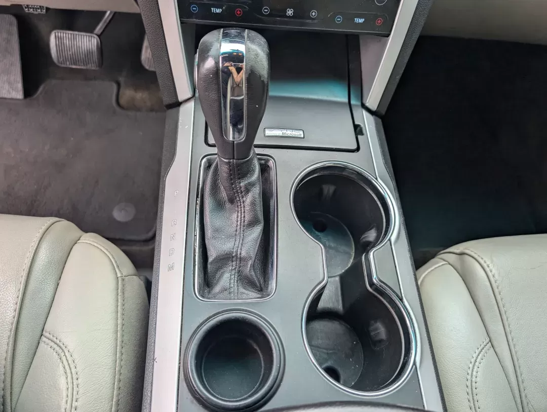 2015 Ford Explorer Limited (1FM5K7F87FG) with an Regular Unleaded V-6 3.5 L/213 engine, 6-Speed Automatic w/OD transmission, located at 3959 U.S. 80 W, Phenix City, AL, 36870, (334) 297-4885, 32.469296, -85.135185 - 2015 Ford Explorer Limited - Photo#14