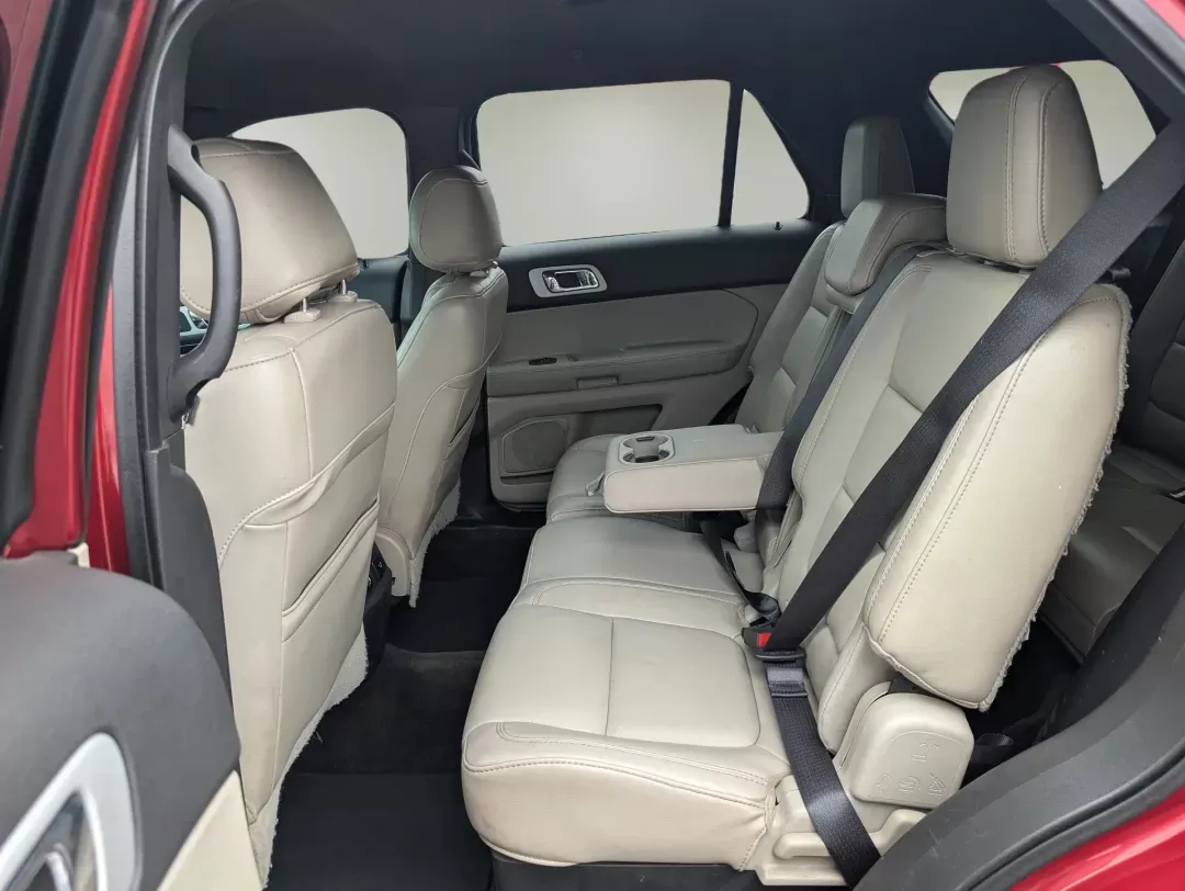2015 Ford Explorer Limited (1FM5K7F87FG) with an Regular Unleaded V-6 3.5 L/213 engine, 6-Speed Automatic w/OD transmission, located at 3959 U.S. 80 W, Phenix City, AL, 36870, (334) 297-4885, 32.469296, -85.135185 - 2015 Ford Explorer Limited - Photo#12