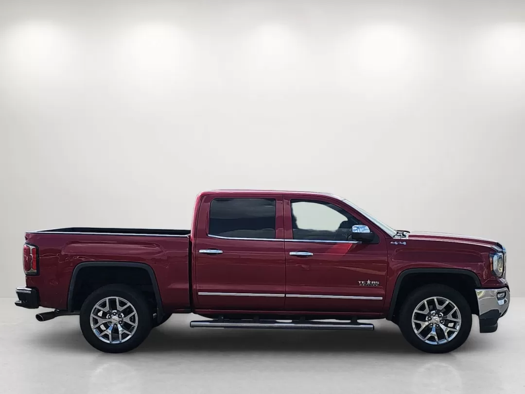 2018 /Cocoa/Dune GMC Sierra 1500 SLT (3GTU2NECXJG) with an Other engine, located at 3959 U.S. 80 W, Phenix City, AL, 36870, (334) 297-4885, 32.469296, -85.135185 - Experience the ultimate blend of power and comfort with the 2018 GMC Sierra 1500 SLT, a truck that's not just a vehicle-it's your partner in adventure, ideal for both weekend getaways and daily commutes. Whether you're hauling equipment for a weekend project or cruising through Phenix City, AL, this - Photo#3