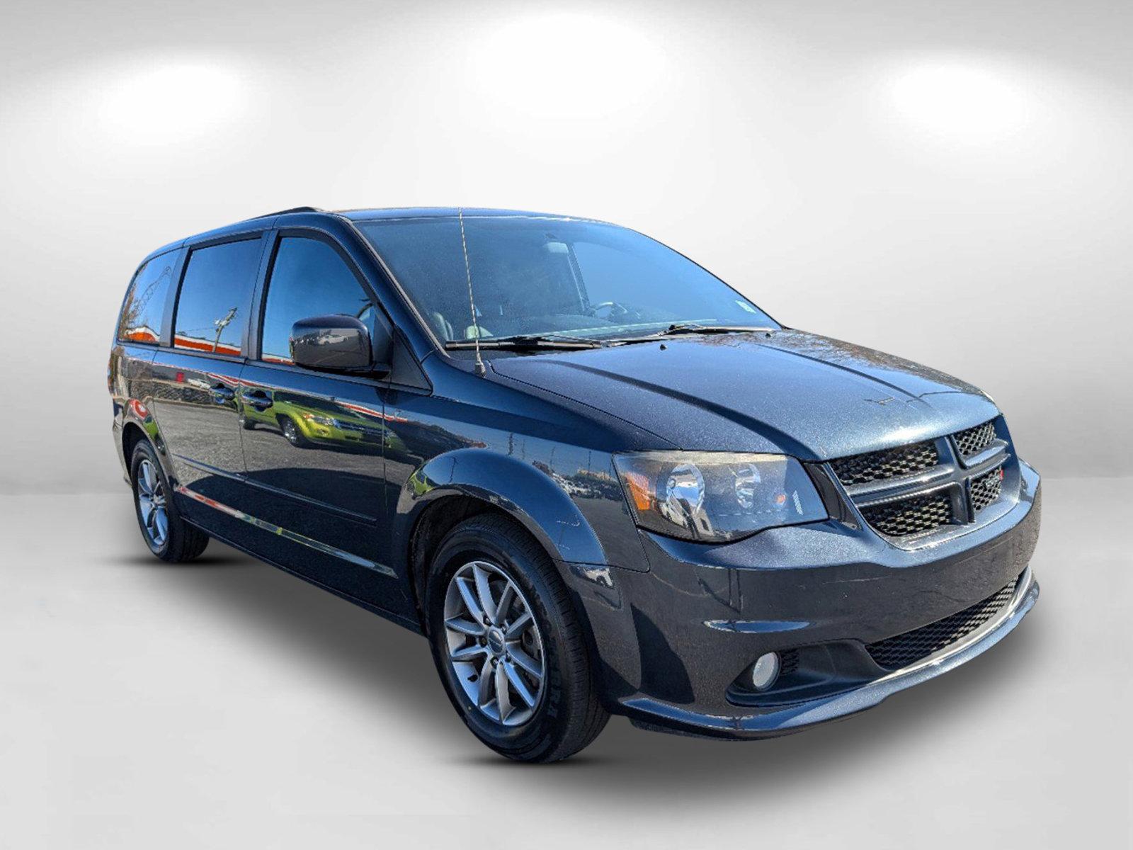 2014 /Black Dodge Grand Caravan R/T (2C4RDGEG7ER) with an Regular Unleaded V-6 3.6 L/220 engine, 6-Speed Multi-Speed Automatic w/OD transmission, located at 1430 Gateway Drive, Opelika, AL, 36801, (334) 239-0944, 32.637871, -85.409790 - 2014 Dodge Grand Caravan R/T - Photo#2