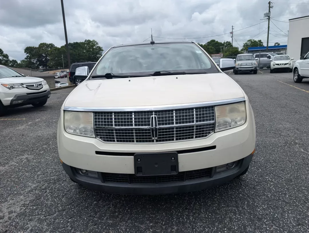 2008 Lincoln MKX (2LMDU68C38B) with an Gas V6 3.5L/213 engine, 6-Speed Automatic w/OD transmission, located at 3959 U.S. 80 W, Phenix City, AL, 36870, (334) 297-4885, 32.469296, -85.135185 - 2008 Lincoln MKX - Photo#1