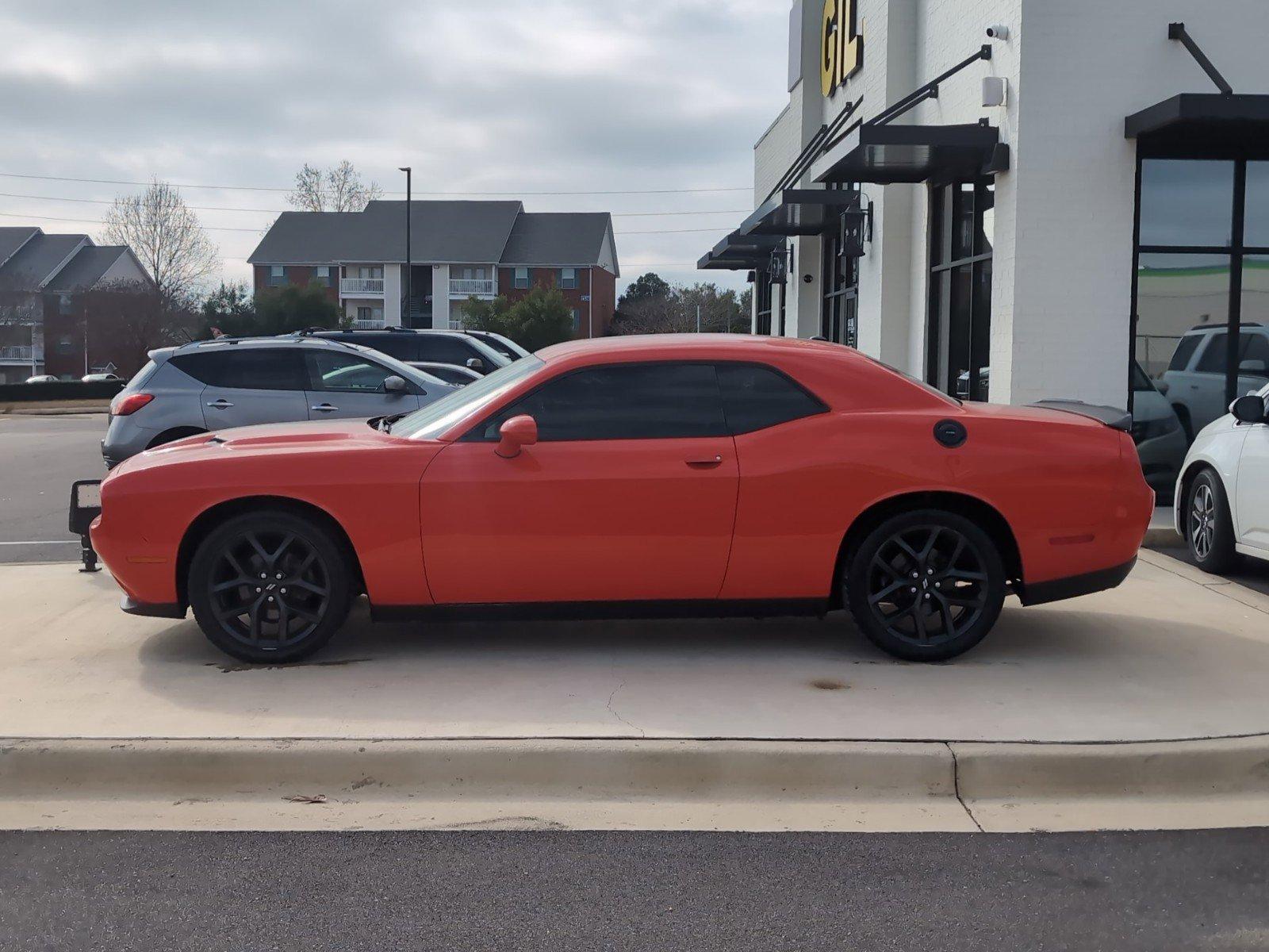 2019 /Black Dodge Challenger SXT (2C3CDZAG4KH) with an Regular Unleaded V-6 3.6 L/220 engine, 8-Speed Automatic w/OD transmission, located at 521 Old Farm Lane Rd, Prattville, AL, 36066, (334) 325-1505, 32.482460, -86.416367 - 2019 Dodge Challenger SXT - Photo#8