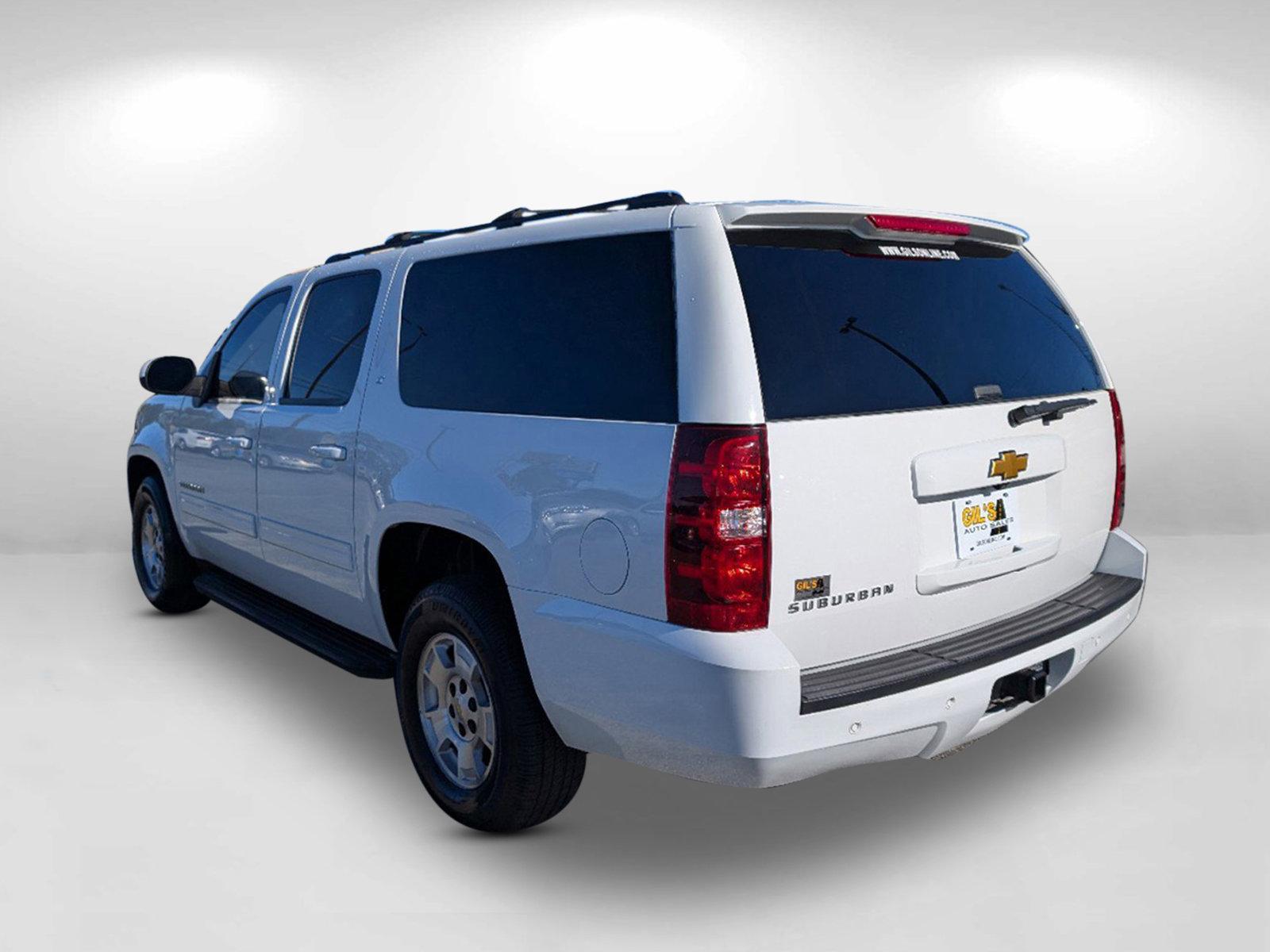 2014 /Ebony Chevrolet Suburban LT (1GNSCJE02ER) with an Gas/Ethanol V8 5.3L/323 engine, 6-Speed Automatic transmission, located at 3959 U.S. 80 W, Phenix City, AL, 36870, (334) 297-4885, 32.469296, -85.135185 - 2014 Chevrolet Suburban LT - Photo#10