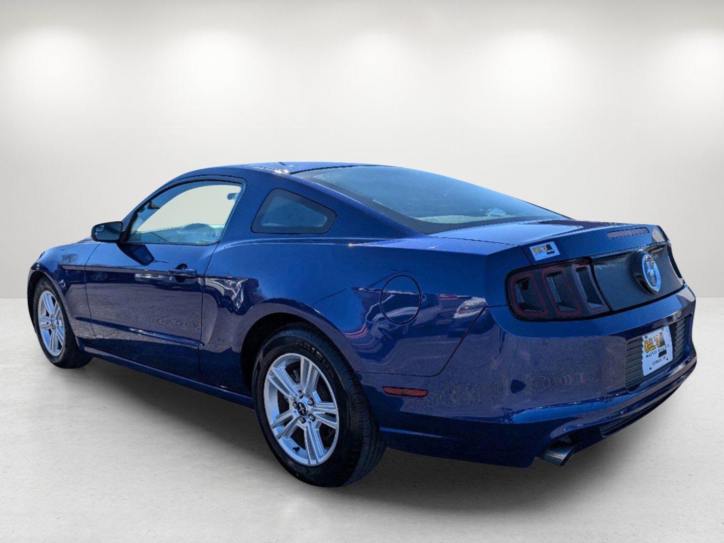 2014 Ford Mustang V6 (1ZVBP8AM4E5) with an Regular Unleaded V-6 3.7 L/228 engine, located at 3959 U.S. 80 W, Phenix City, AL, 36870, (334) 297-4885, 32.469296, -85.135185 - 2014 Ford Mustang V6 - Photo#6