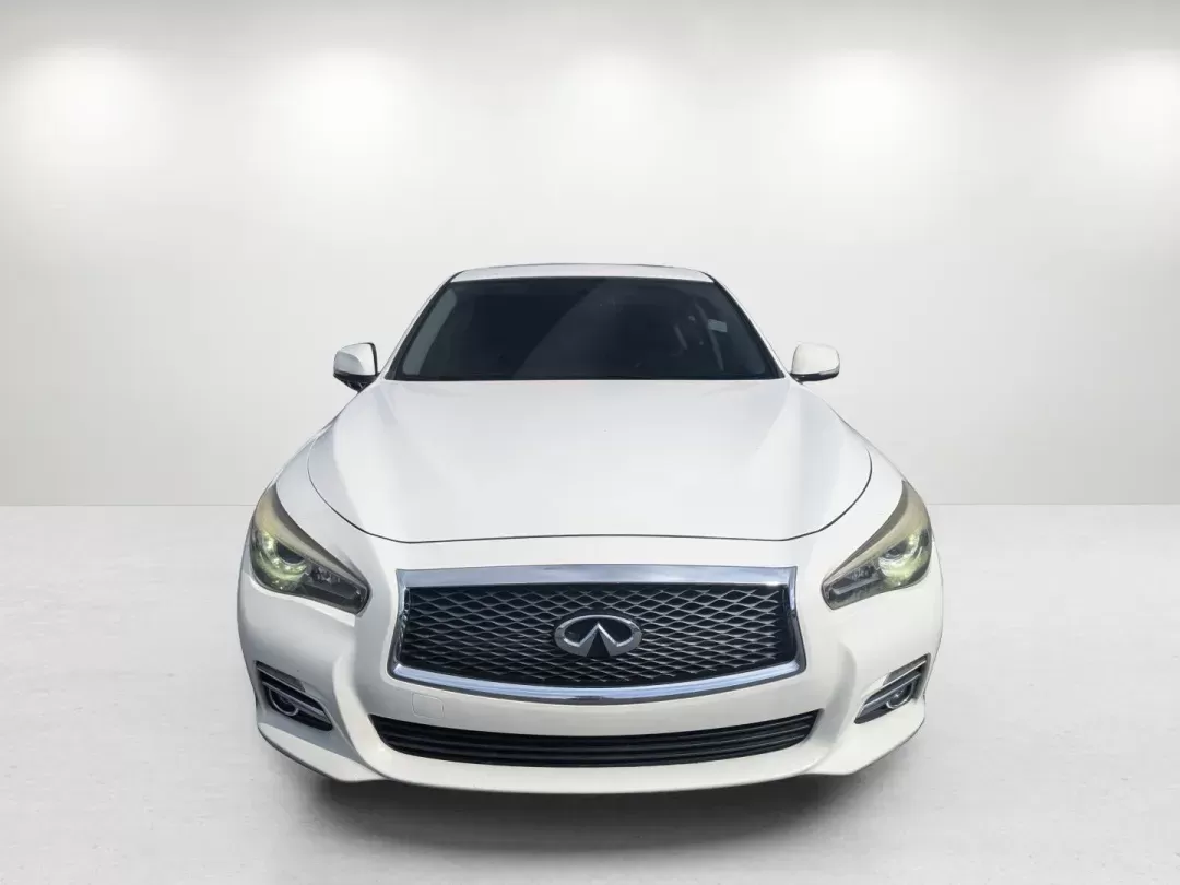 2017 Pure White /Graphite Infiniti Q50 3.0t Signature Edition (JN1EV7APXHM) with an Twin Turbo Premium Unleaded V-6 3.0 L/183 engine, 7-Speed Automatic w/OD transmission, located at 3959 U.S. 80 W, Phenix City, AL, 36870, (334) 297-4885, 32.469296, -85.135185 - 2017 Infiniti Q50 3.0t Signature Edition - Photo#2