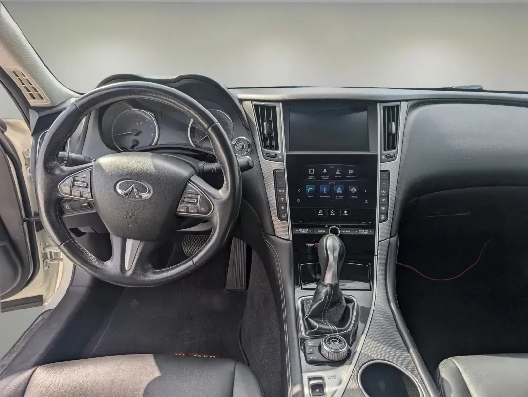 2017 Pure White /Graphite Infiniti Q50 3.0t Signature Edition (JN1EV7APXHM) with an Twin Turbo Premium Unleaded V-6 3.0 L/183 engine, 7-Speed Automatic w/OD transmission, located at 3959 U.S. 80 W, Phenix City, AL, 36870, (334) 297-4885, 32.469296, -85.135185 - 2017 Infiniti Q50 3.0t Signature Edition - Photo#12
