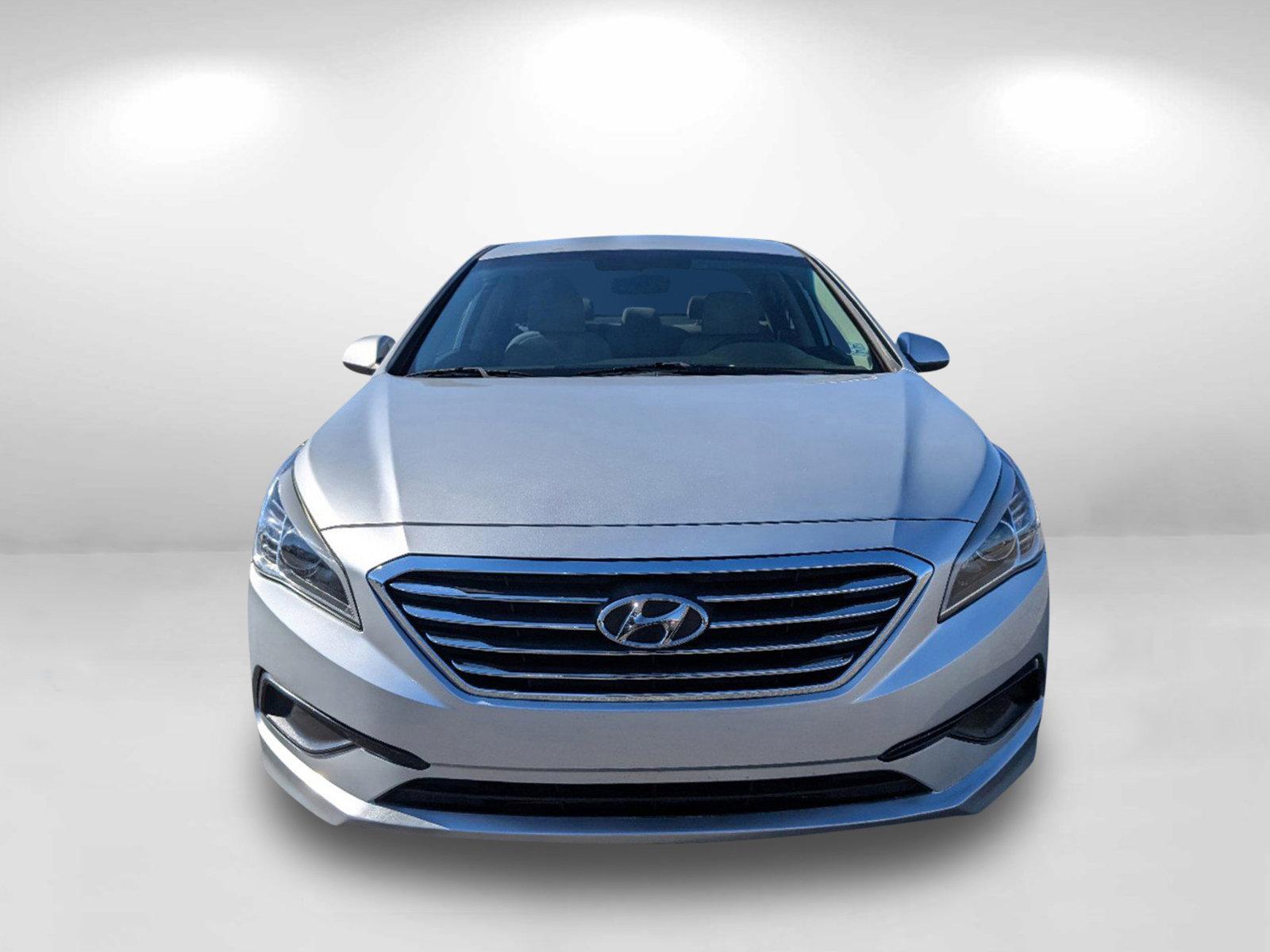 2017 /Gray Hyundai Sonata 2.4L (5NPE24AF4HH) with an Regular Unleaded I-4 2.4 L/144 engine, 6-Speed Automatic w/OD transmission, located at 804 22nd Ave, Phenix City, AL, 36870, (334) 297-1860, 32.484749, -85.024475 - 2017 Hyundai Sonata 2.4L - Photo#1