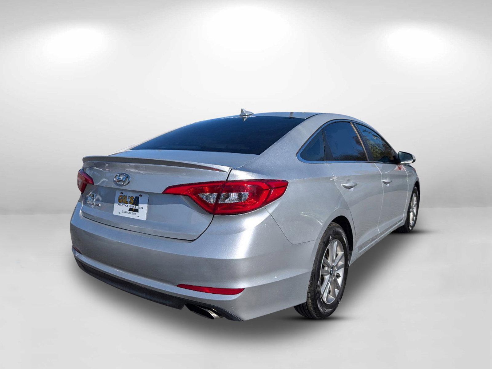 2017 /Gray Hyundai Sonata 2.4L (5NPE24AF4HH) with an Regular Unleaded I-4 2.4 L/144 engine, 6-Speed Automatic w/OD transmission, located at 804 22nd Ave, Phenix City, AL, 36870, (334) 297-1860, 32.484749, -85.024475 - 2017 Hyundai Sonata 2.4L - Photo#4