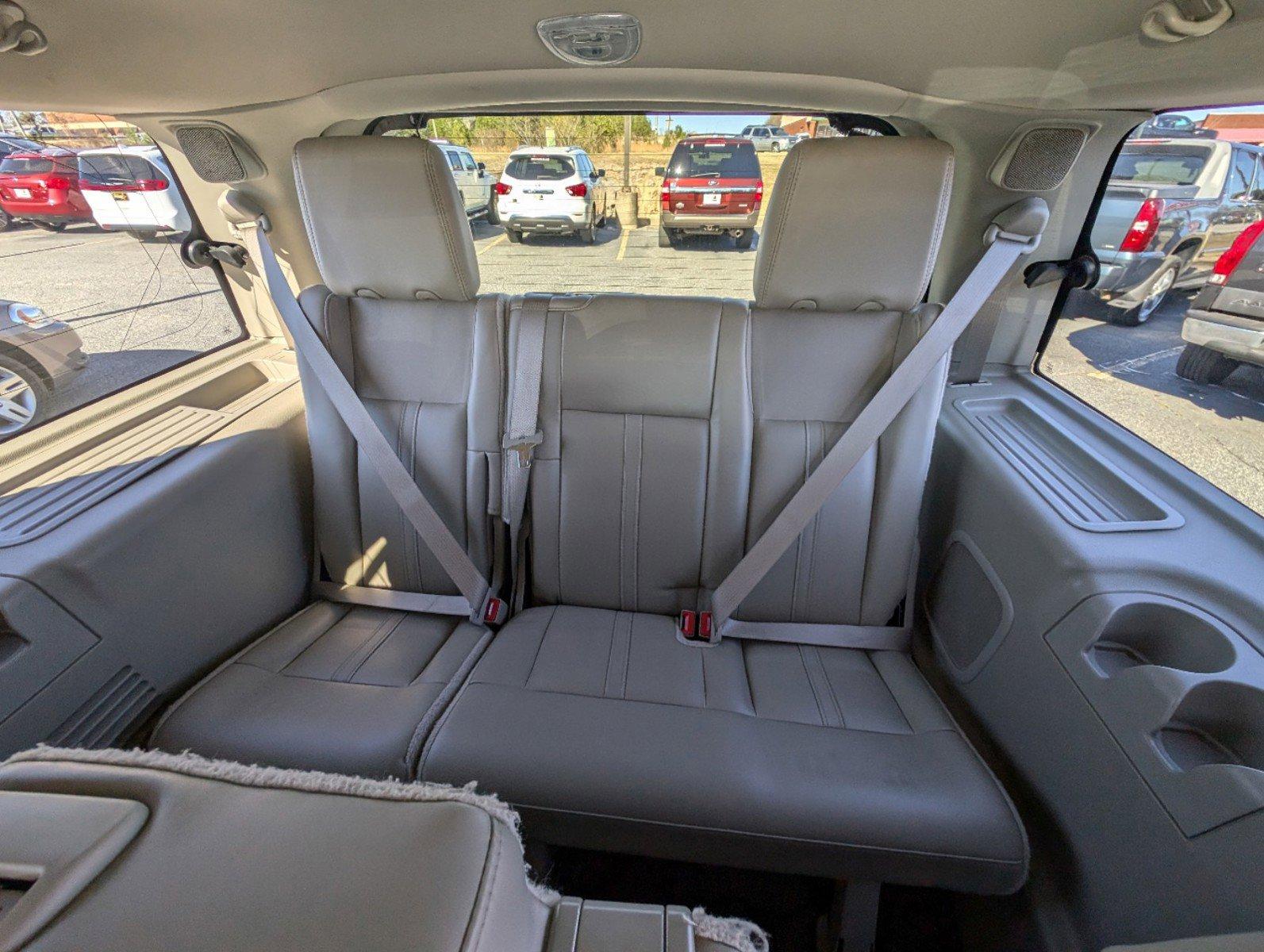 photo of 2015 Lincoln Navigator