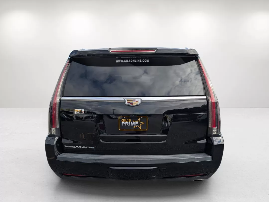 2018 /Jet Black with Jet Black Accents Cadillac Escalade ESV Platinum (1GYS4KKJ5JR) with an Other engine, located at 1430 Gateway Drive, Opelika, AL, 36801, (334) 239-0944, 32.637871, -85.409790 - **Experience Luxury and Adventure with the 2018 Cadillac Escalade ESV Platinum at Gils Auto - Opelika!**<br /> <br /> Are you ready to elevate your lifestyle while enjoying the perfect blend of luxury and capability? The 2018 Cadillac Escalade ESV Platinum is designed for those who crave adventure, - Photo#5