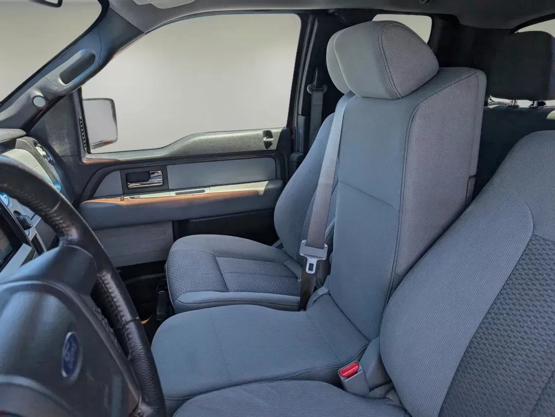 2013 Ford F-150 XLT (1FTFX1CT0DF) with an Turbocharged Gas V6 3.5L/213 engine, 6-Speed Automatic transmission, located at 7000 Northlake Connector, Columbus, GA, 31904, (706) 987-8085, 32.524975, -84.978134 - 2013 Ford F-150 XLT - Photo#10