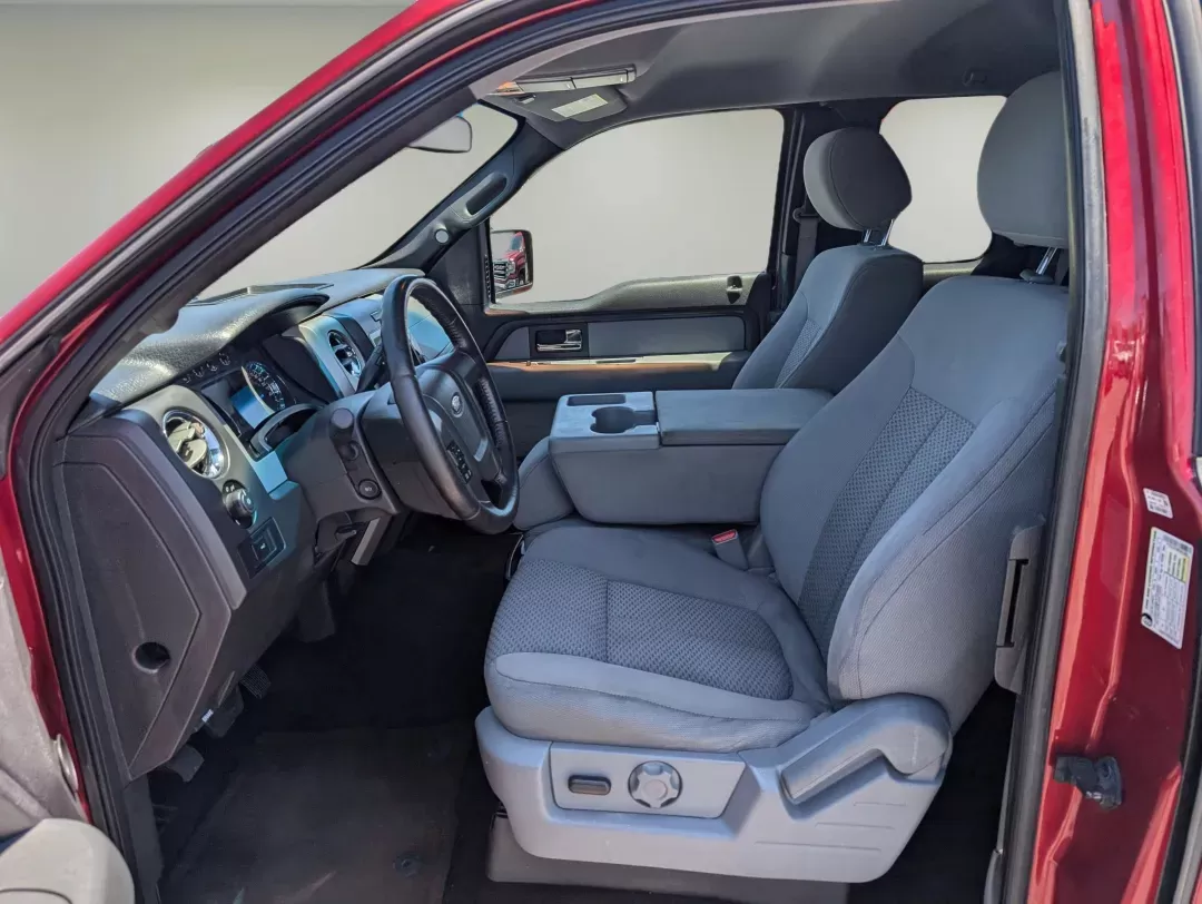 2013 Ford F-150 XLT (1FTFX1CT0DF) with an Turbocharged Gas V6 3.5L/213 engine, 6-Speed Automatic transmission, located at 7000 Northlake Connector, Columbus, GA, 31904, (706) 987-8085, 32.524975, -84.978134 - 2013 Ford F-150 XLT - Photo#11