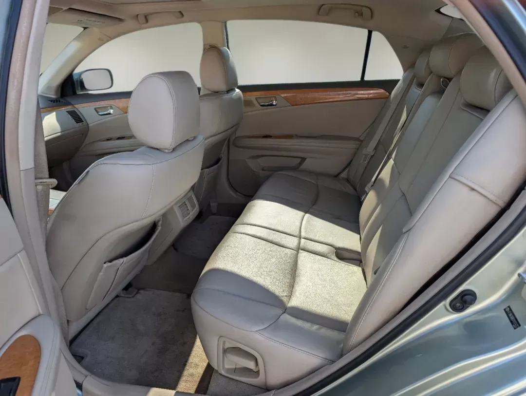 2007 Toyota Avalon XLS (4T1BK36B07U) with an Gas V6 3.5L/211 engine, 5-Speed Automatic w/OD transmission, located at 7000 Northlake Connector, Columbus, GA, 31904, (706) 987-8085, 32.524975, -84.978134 - 2007 Toyota Avalon XLS - Photo#10