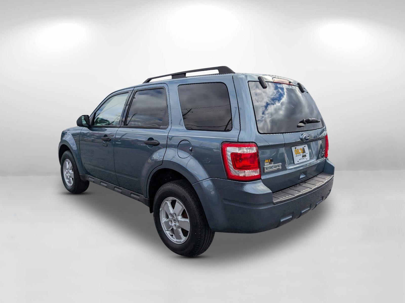 2011 Ford Escape XLT (1FMCU0DG9BK) with an Gas/Ethanol V6 3.0L/181 engine, 6-Speed Automatic transmission, located at 3959 U.S. 80 W, Phenix City, AL, 36870, (334) 297-4885, 32.469296, -85.135185 - 2011 Ford Escape XLT - Photo#9