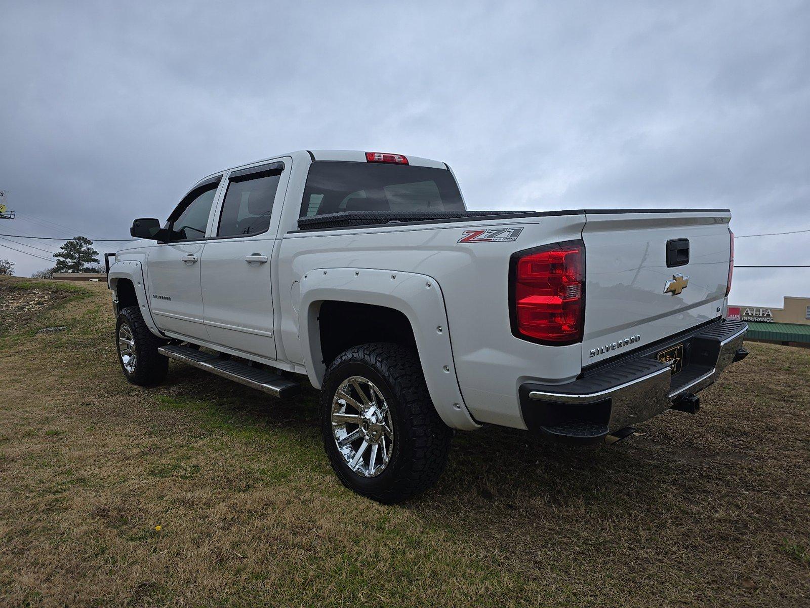 2015 /Dark Ash with Jet Black Interior Accents Chevrolet Silverado 1500 LT (3GCUKREC8FG) with an Gas/Ethanol V8 5.3L/325 engine, 6-Speed Automatic transmission, located at 3959 U.S. 80 W, Phenix City, AL, 36870, (334) 297-4885, 32.469296, -85.135185 - 2015 Chevrolet Silverado 1500 LT - Photo#8