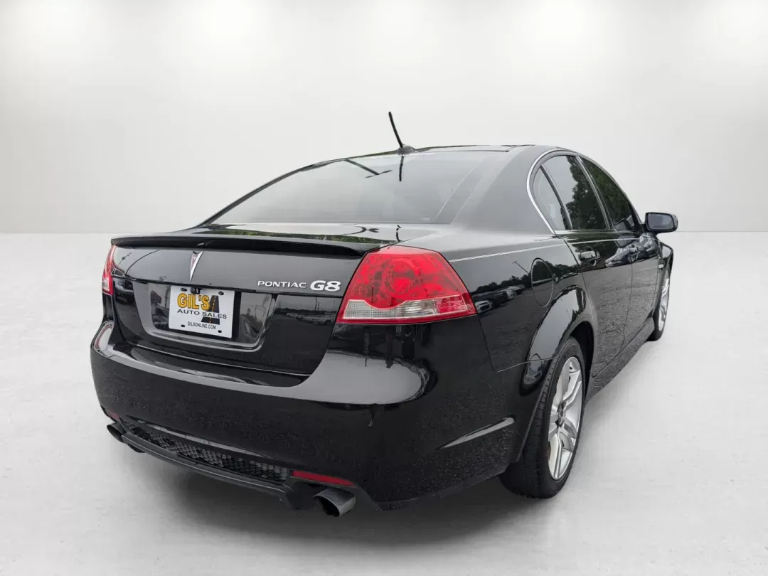 2008 Panther Black Metallic /Onyx Pontiac G8 (6G2ER57798L) with an Gas V6 3.6L/217 engine, 5-Speed Automatic w/OD, Electronic transmission, located at 7000 Northlake Connector, Columbus, GA, 31904, (706) 987-8085, 32.524975, -84.978134 - 2008 Pontiac G8 - Photo#4