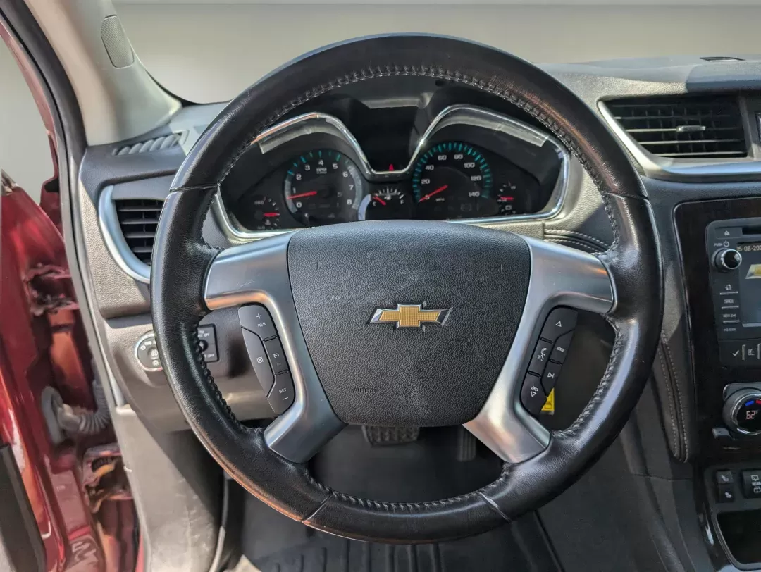 2015 /Ebony Chevrolet Traverse LT (1GNKVHKD6FJ) with an Gas V6 3.6L/217 engine, 6-Speed Automatic transmission, located at 3959 U.S. 80 W, Phenix City, AL, 36870, (334) 297-4885, 32.469296, -85.135185 - 2015 Chevrolet Traverse LT - Photo#15