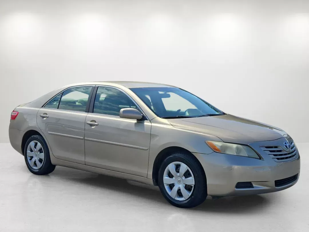 2007 Toyota Camry LE (4T1BE46K27U) with an Other engine, located at 3959 U.S. 80 W, Phenix City, AL, 36870, (334) 297-4885, 32.469296, -85.135185 - **Drive Into Adventure with the 2007 Toyota Camry LE!**<br /> <br /> Are you searching for the perfect vehicle to complement your busy lifestyle? Whether you're commuting to work, running errands, or enjoying weekend getaways, the 2007 Toyota Camry LE is designed to meet all your needs. This reliabl - Photo#2