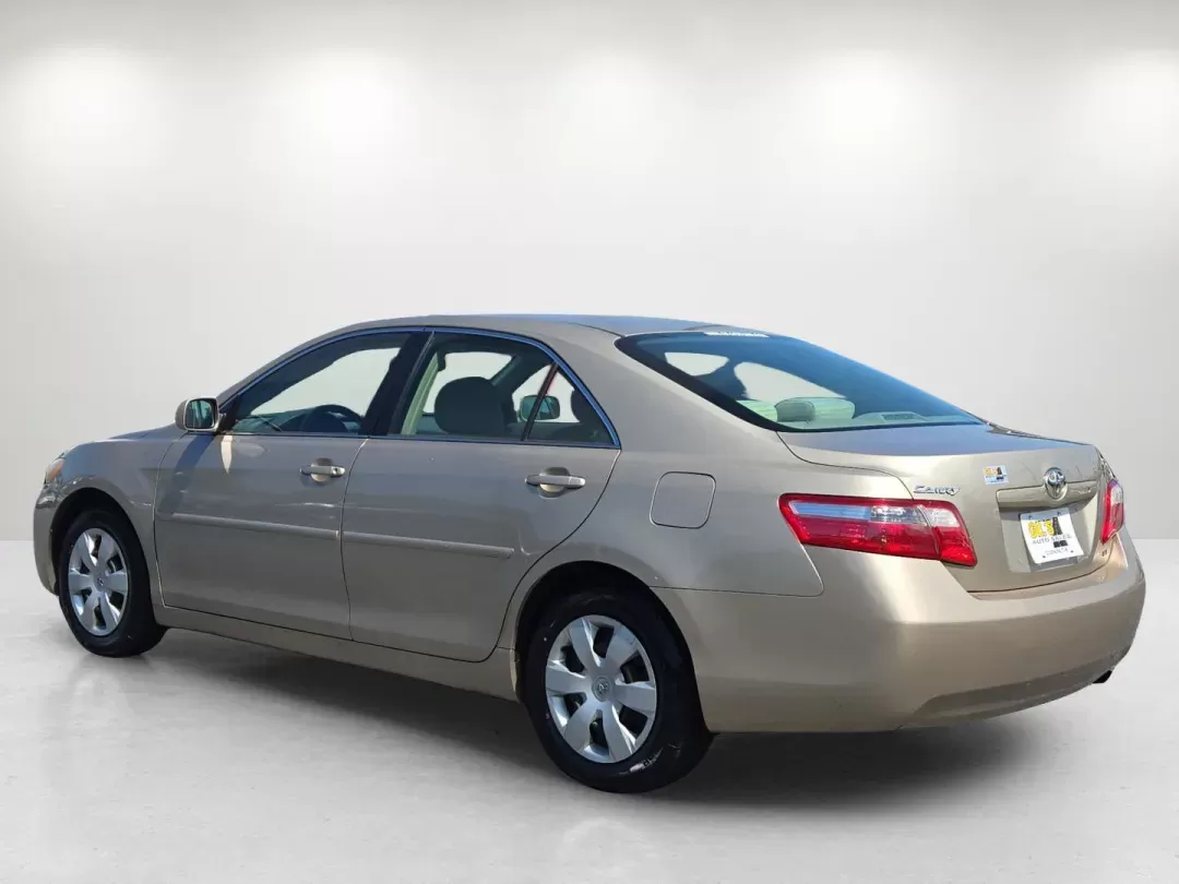 2007 Toyota Camry LE (4T1BE46K27U) with an Other engine, located at 3959 U.S. 80 W, Phenix City, AL, 36870, (334) 297-4885, 32.469296, -85.135185 - **Drive Into Adventure with the 2007 Toyota Camry LE!**<br /> <br /> Are you searching for the perfect vehicle to complement your busy lifestyle? Whether you're commuting to work, running errands, or enjoying weekend getaways, the 2007 Toyota Camry LE is designed to meet all your needs. This reliabl - Photo#6
