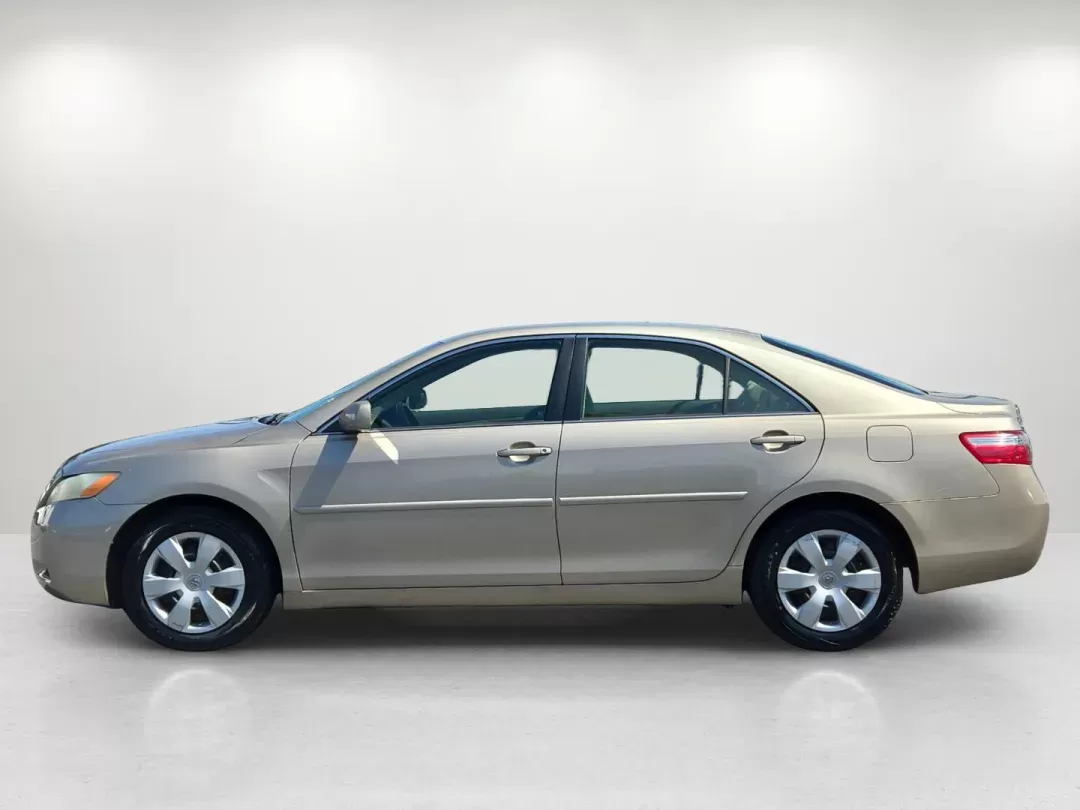 2007 Toyota Camry LE (4T1BE46K27U) with an Other engine, located at 3959 U.S. 80 W, Phenix City, AL, 36870, (334) 297-4885, 32.469296, -85.135185 - **Drive Into Adventure with the 2007 Toyota Camry LE!**<br /> <br /> Are you searching for the perfect vehicle to complement your busy lifestyle? Whether you're commuting to work, running errands, or enjoying weekend getaways, the 2007 Toyota Camry LE is designed to meet all your needs. This reliabl - Photo#7