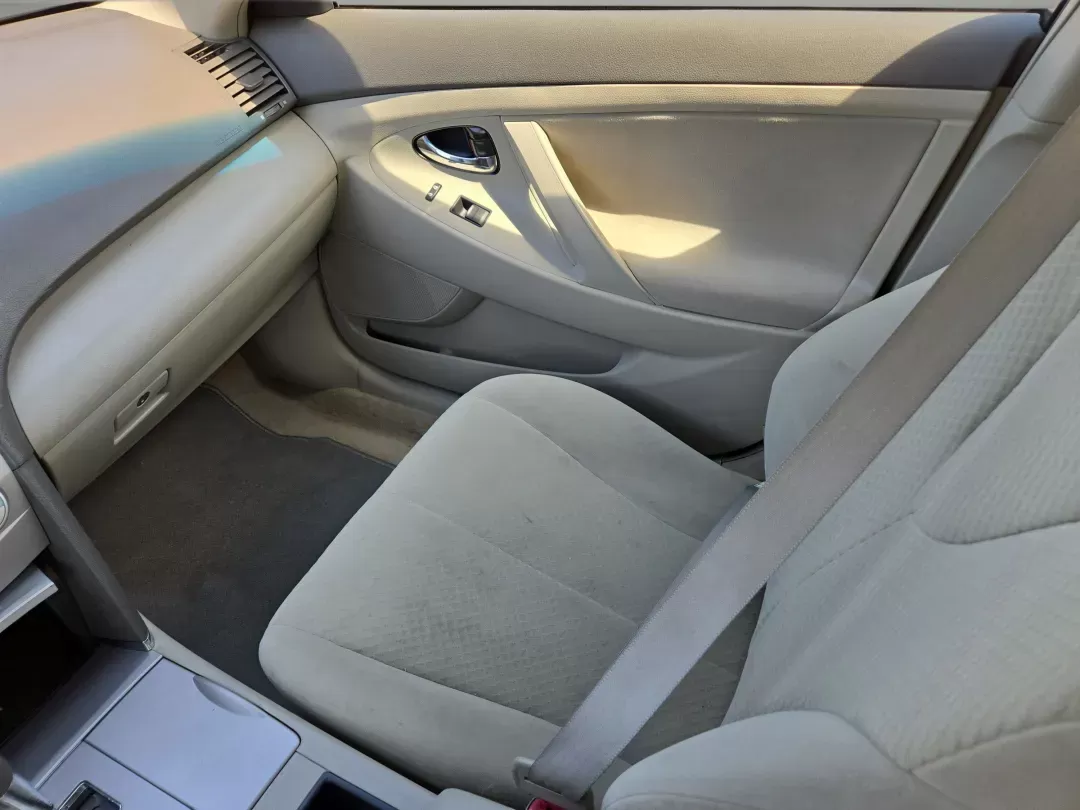 2007 Toyota Camry LE (4T1BE46K27U) with an Other engine, located at 3959 U.S. 80 W, Phenix City, AL, 36870, (334) 297-4885, 32.469296, -85.135185 - **Drive Into Adventure with the 2007 Toyota Camry LE!**<br /> <br /> Are you searching for the perfect vehicle to complement your busy lifestyle? Whether you're commuting to work, running errands, or enjoying weekend getaways, the 2007 Toyota Camry LE is designed to meet all your needs. This reliabl - Photo#14