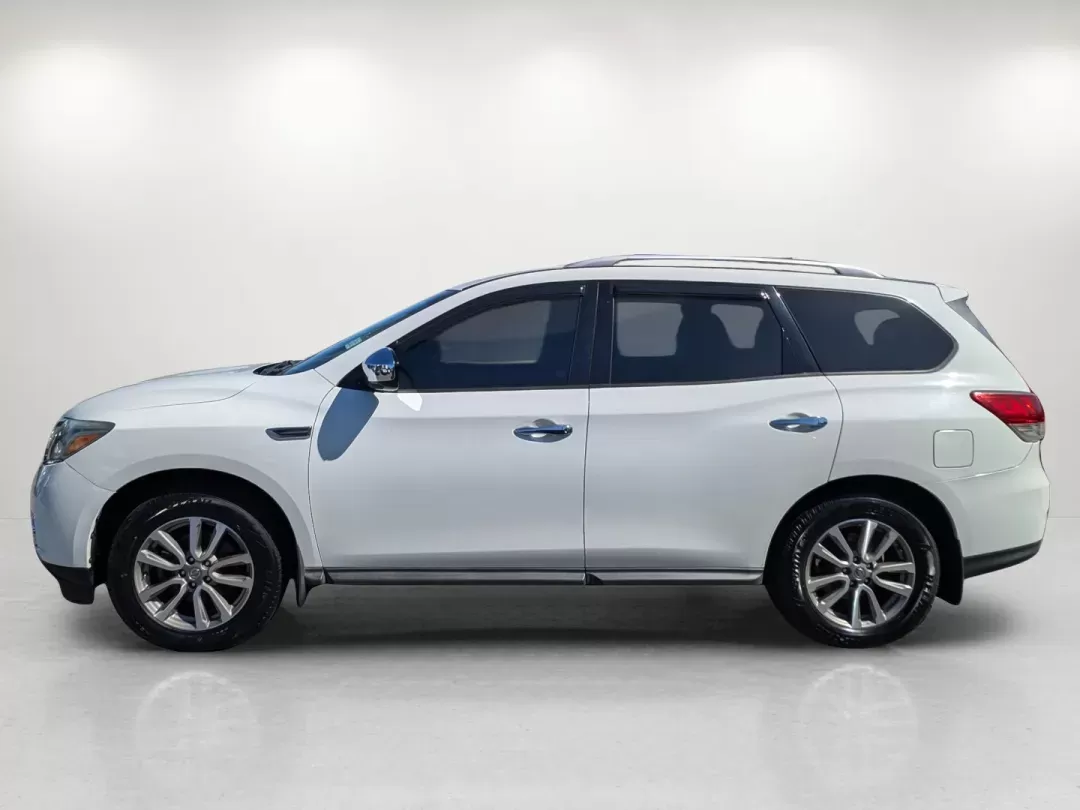 2015 /Charcoal Nissan Pathfinder S (5N1AR2MN0FC) with an Regular Unleaded V-6 3.5 L/213 engine, 1-Speed CVT w/OD transmission, located at 7000 Northlake Connector, Columbus, GA, 31904, (706) 987-8085, 32.524975, -84.978134 - 2015 Nissan Pathfinder S - Photo#7