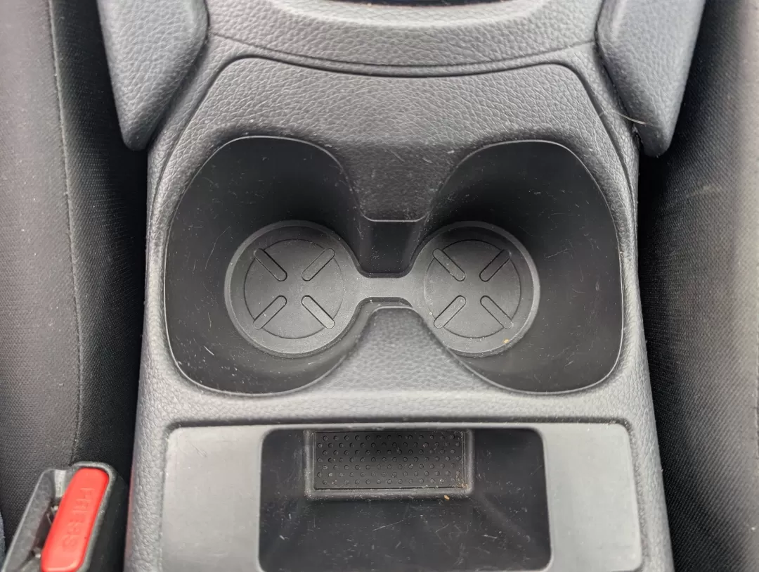 2019 Glacier White /Charcoal Nissan Rogue S (JN1BJ1CP2KW) with an Other engine, located at 3959 U.S. 80 W, Phenix City, AL, 36870, (334) 297-4885, 32.469296, -85.135185 - Are you ready to elevate your weekend adventures or tackle your daily commute with confidence? The 2019 Nissan Rogue S is the perfect companion for anyone seeking versatility, comfort, and efficiency. This stylish Sport Utility Vehicle (SUV) is designed to accommodate a variety of lifestyles, making - Photo#13