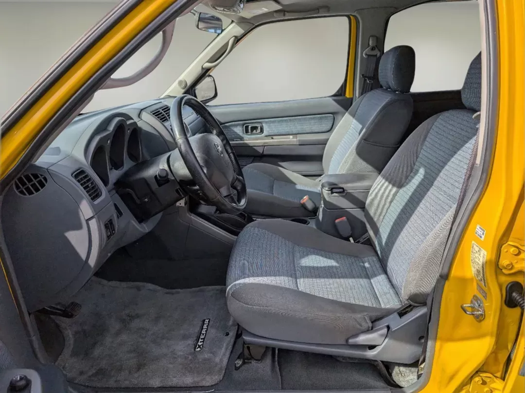 2002 Nissan Xterra SE (5N1ED28T32C) with an Gas V6 3.3L/201 engine, 4-Speed Automatic w/OD transmission, located at 521 Old Farm Lane Rd, Prattville, AL, 36066, (334) 325-1505, 32.482460, -86.416367 - 2002 Nissan Xterra SE - Photo#10