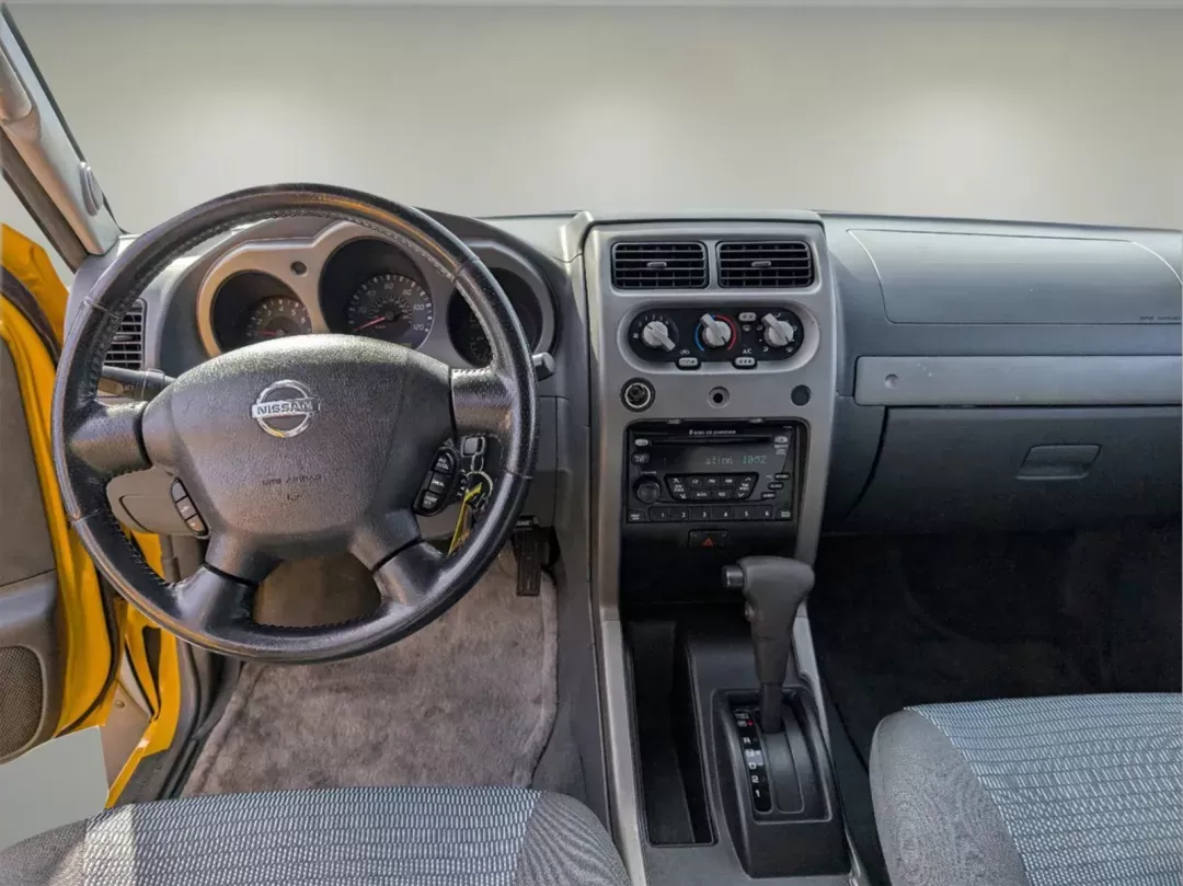 2002 Nissan Xterra SE (5N1ED28T32C) with an Gas V6 3.3L/201 engine, 4-Speed Automatic w/OD transmission, located at 521 Old Farm Lane Rd, Prattville, AL, 36066, (334) 325-1505, 32.482460, -86.416367 - 2002 Nissan Xterra SE - Photo#12