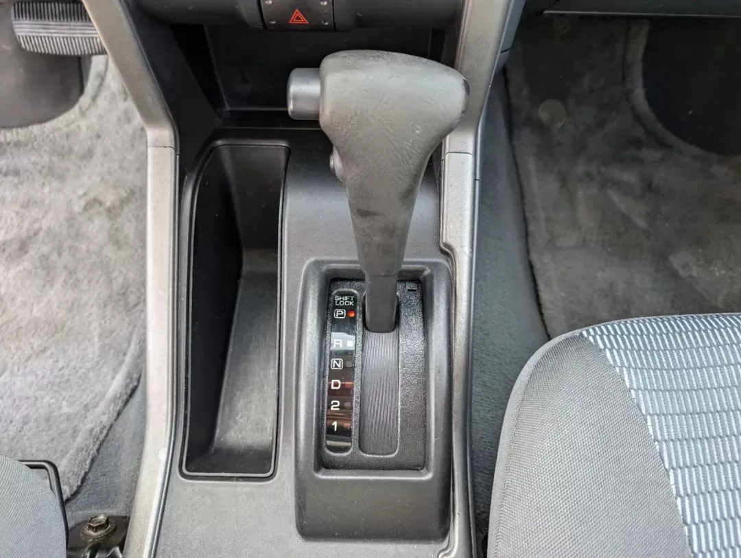 2002 Nissan Xterra SE (5N1ED28T32C) with an Gas V6 3.3L/201 engine, 4-Speed Automatic w/OD transmission, located at 521 Old Farm Lane Rd, Prattville, AL, 36066, (334) 325-1505, 32.482460, -86.416367 - 2002 Nissan Xterra SE - Photo#16