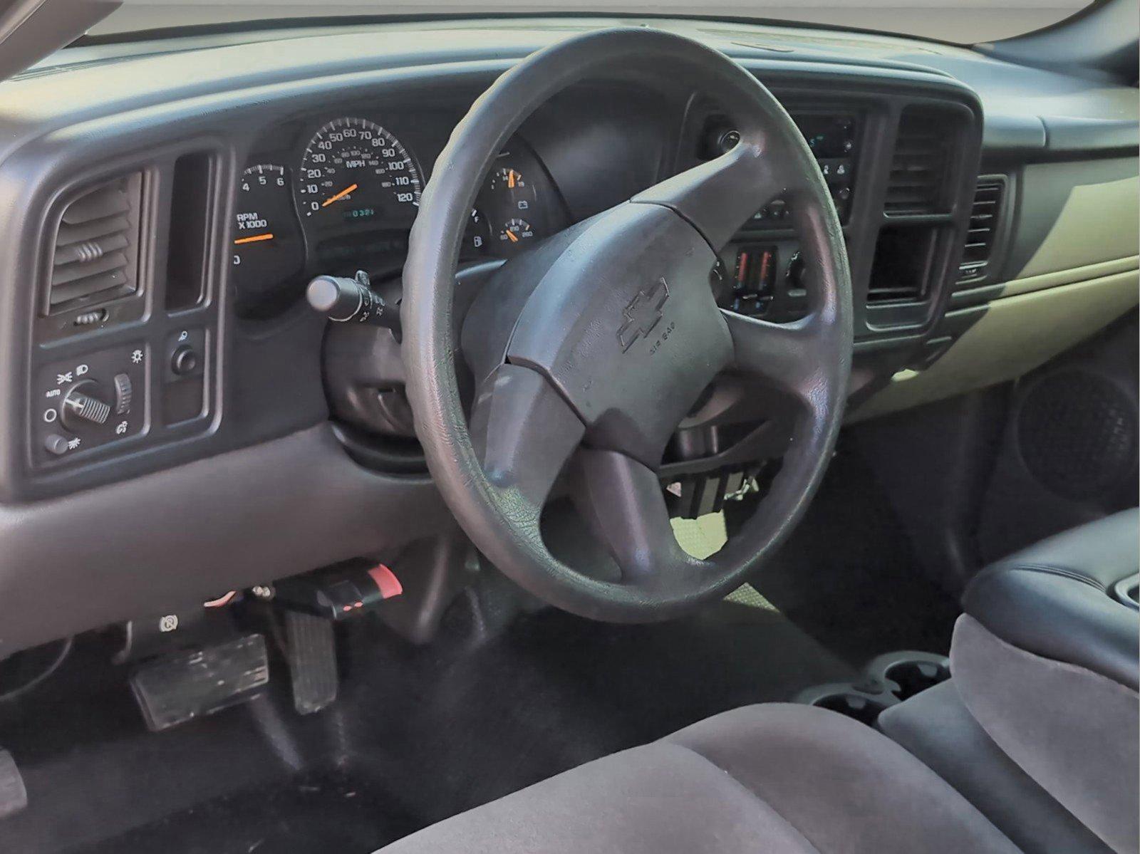 2005 /Dark Charcoal Chevrolet Silverado 1500 Work Truck (1GCEC19X55Z) with an Gas V6 4.3L/262 engine, 4-Speed Automatic w/OD transmission, located at 804 22nd Ave, Phenix City, AL, 36870, (334) 297-1860, 32.484749, -85.024475 - 2005 Chevrolet Silverado 1500 Work Truck - Photo#9