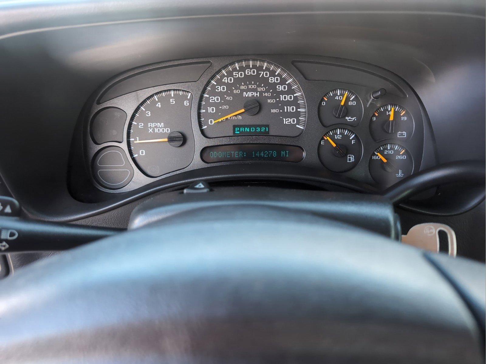 2005 /Dark Charcoal Chevrolet Silverado 1500 Work Truck (1GCEC19X55Z) with an Gas V6 4.3L/262 engine, 4-Speed Automatic w/OD transmission, located at 804 22nd Ave, Phenix City, AL, 36870, (334) 297-1860, 32.484749, -85.024475 - 2005 Chevrolet Silverado 1500 Work Truck - Photo#16