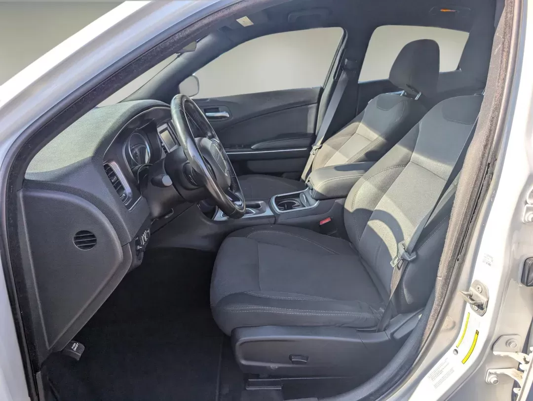 2016 /Black Dodge Charger SE (2C3CDXBG0GH) with an Regular Unleaded V-6 3.6 L/220 engine, 8-Speed Automatic w/OD transmission, located at 804 22nd Ave, Phenix City, AL, 36870, (334) 297-1860, 32.484749, -85.024475 - 2016 Dodge Charger SE - Photo#9