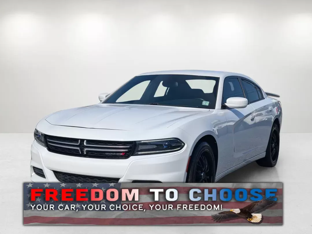 photo of 2016 Dodge Charger SE